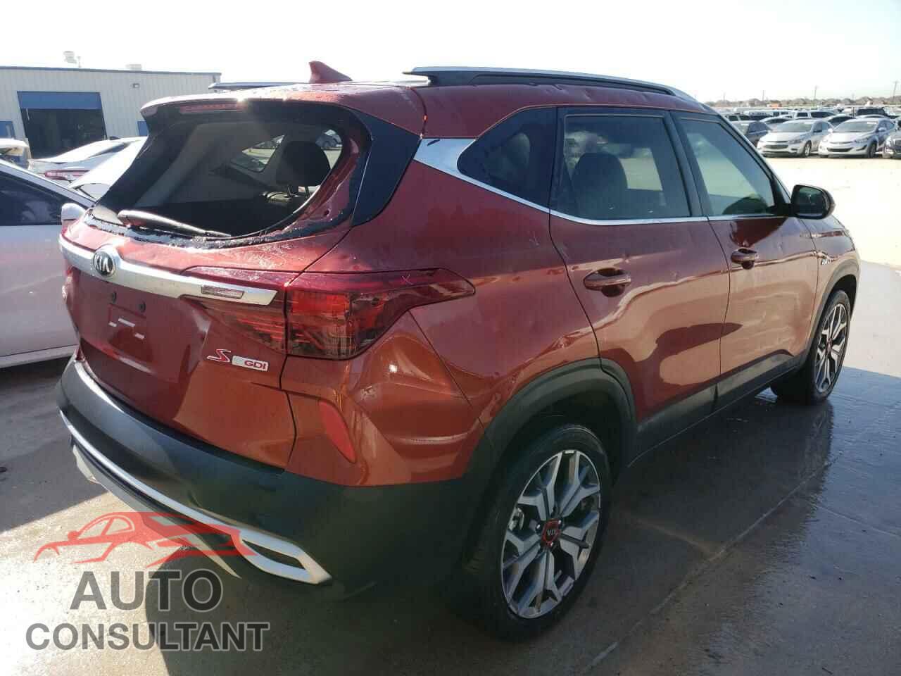 KIA SELTOS 2021 - KNDEUCA22M7085271