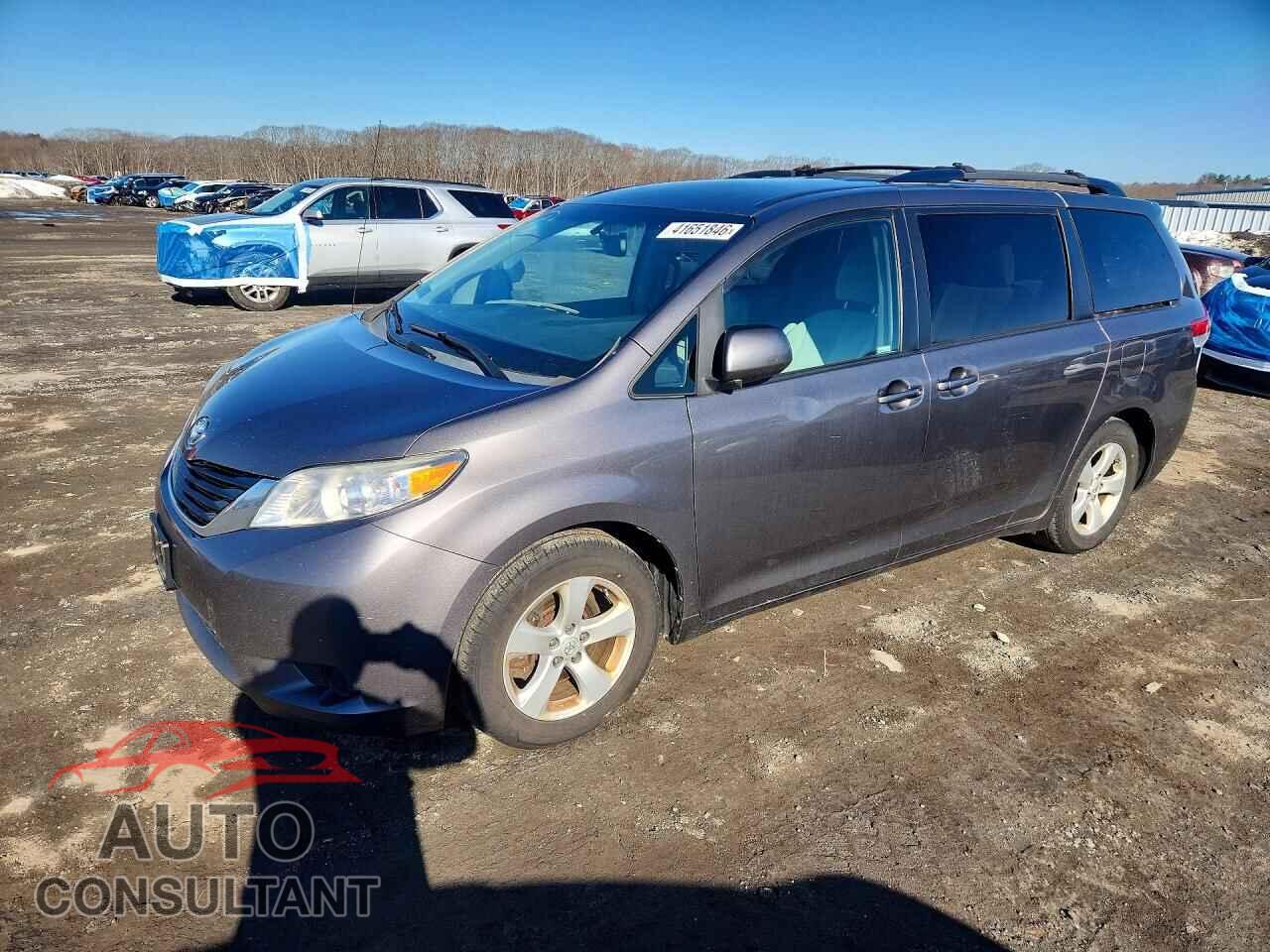 TOYOTA SIENNA 2011 - 5TDKK3DC9BS170401