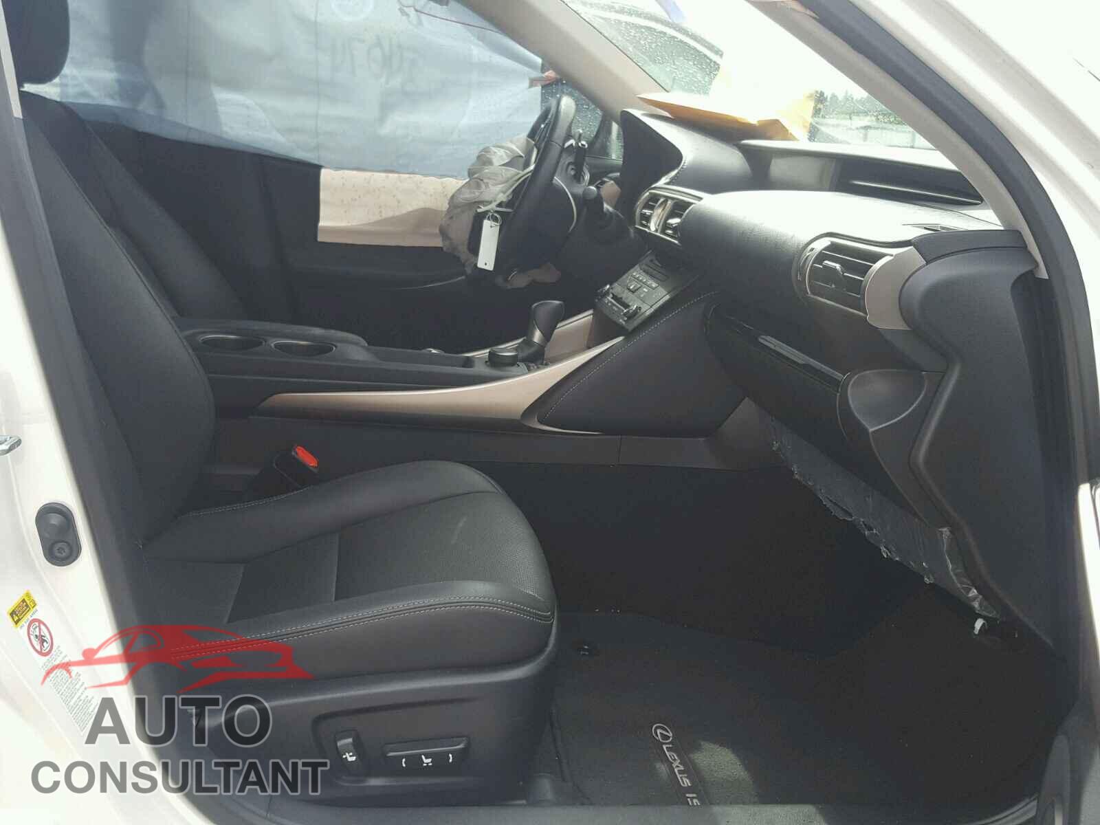 LEXUS IS 2016 - JTHBA1D20G5017450