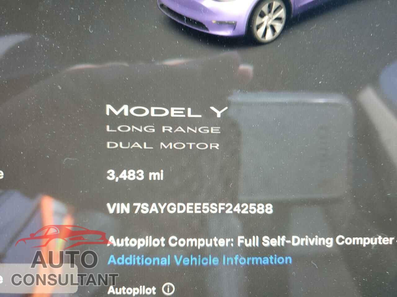 TESLA MODEL Y 2025 - 7SAYGDEE5SF242588