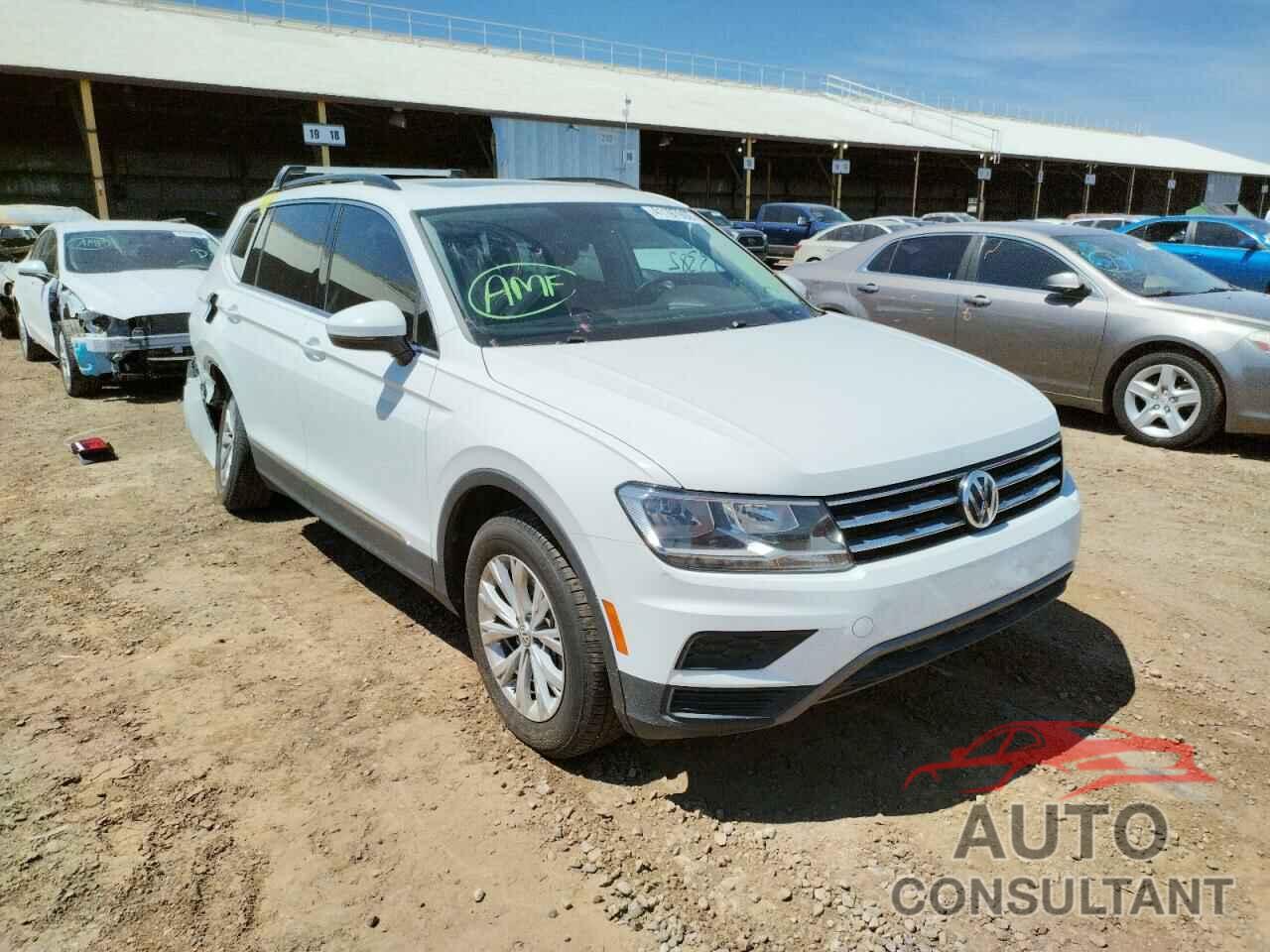 VOLKSWAGEN TIGUAN 2018 - 3VV3B7AX7JM133821