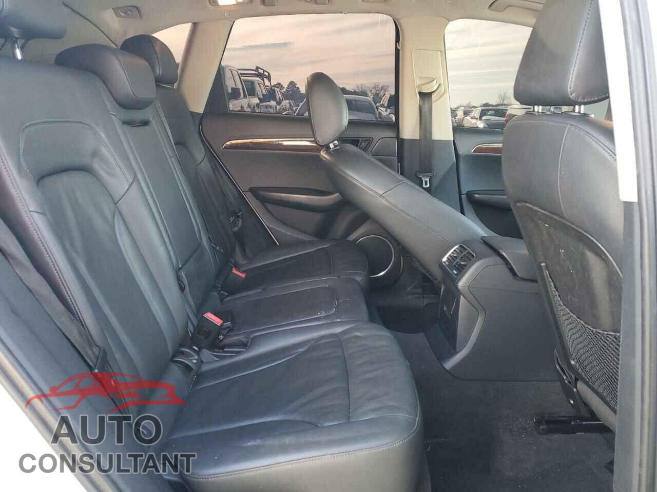 AUDI Q5 2011 - WA1DKAFPXBA011861