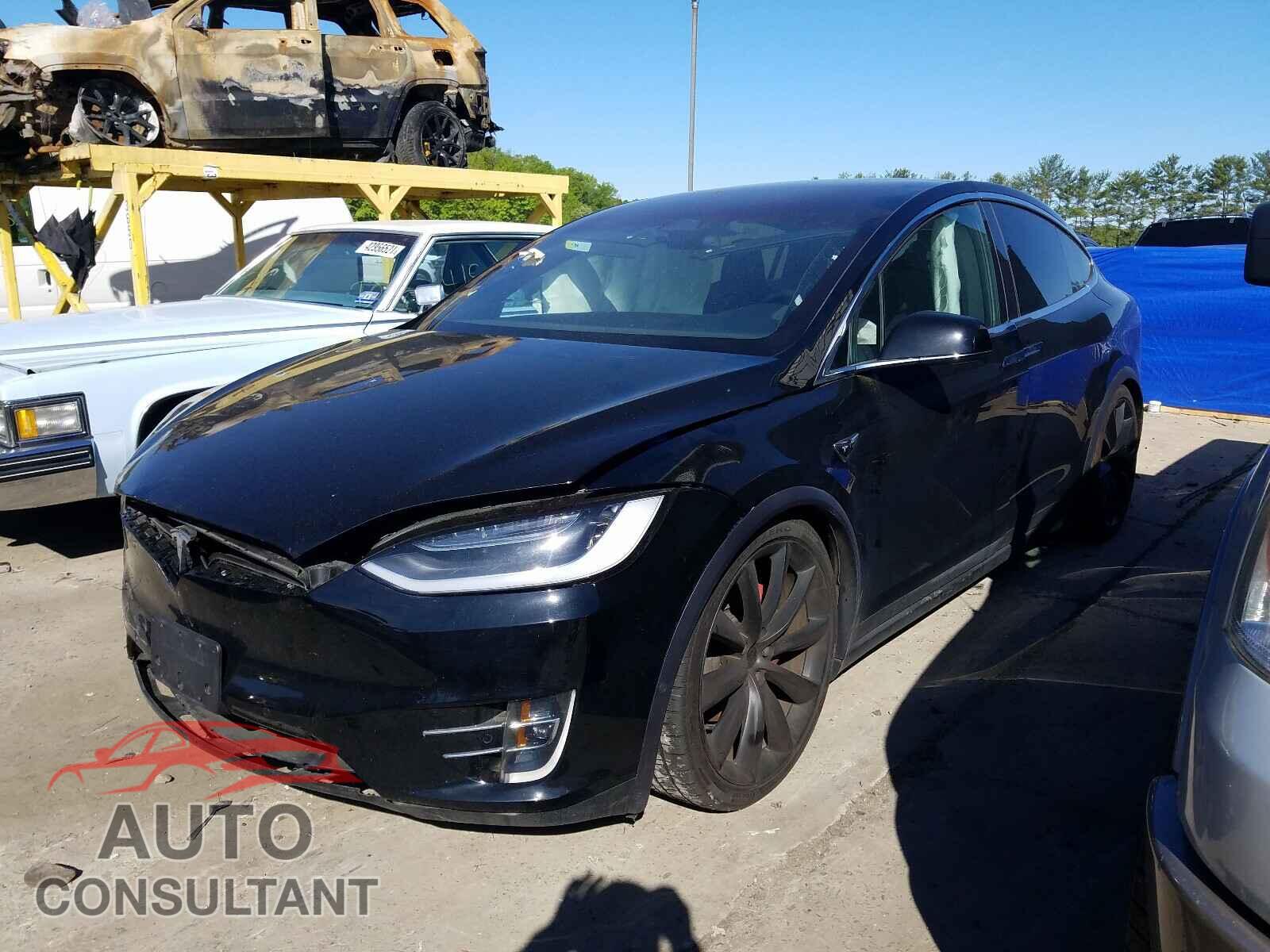 TESLA MODEL X 2017 - 5YJXCDE49HF050370
