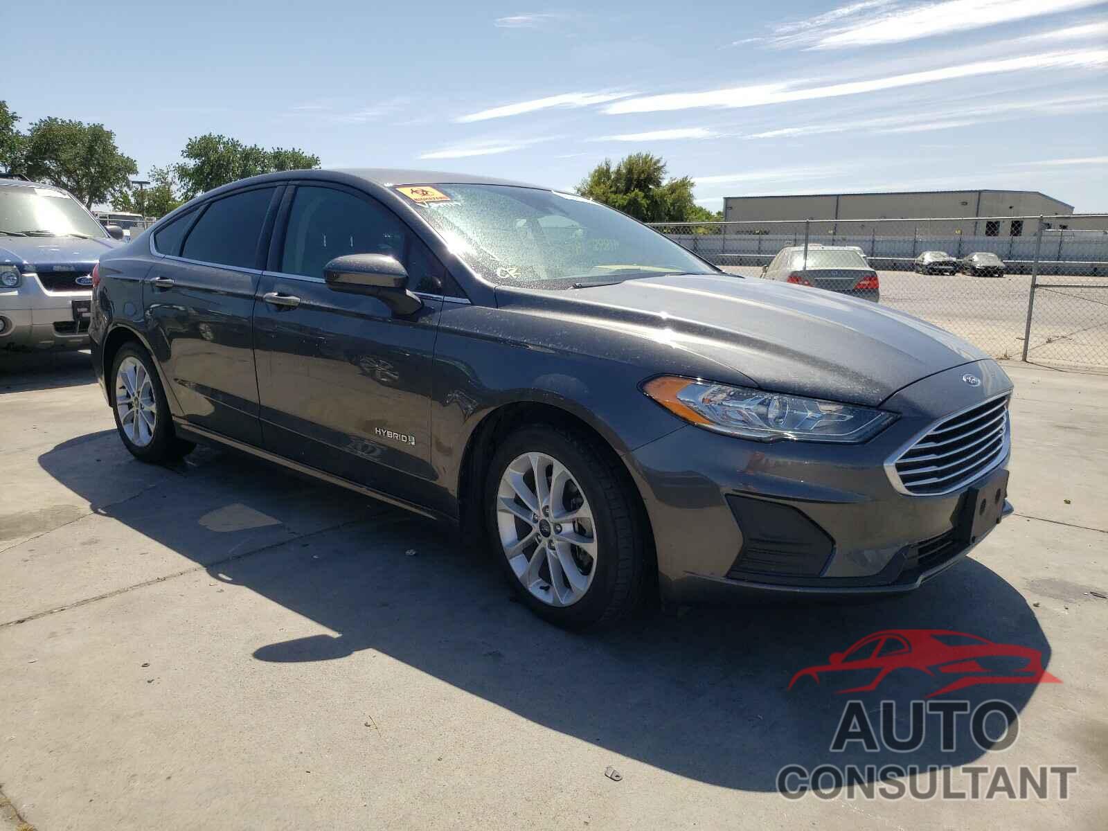FORD FUSION 2019 - 3FA6P0LU8KR149379