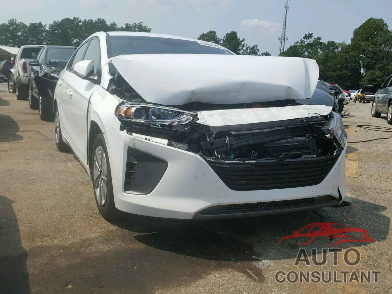 HYUNDAI IONIQ 2017 - KMHC65LC6HU041179