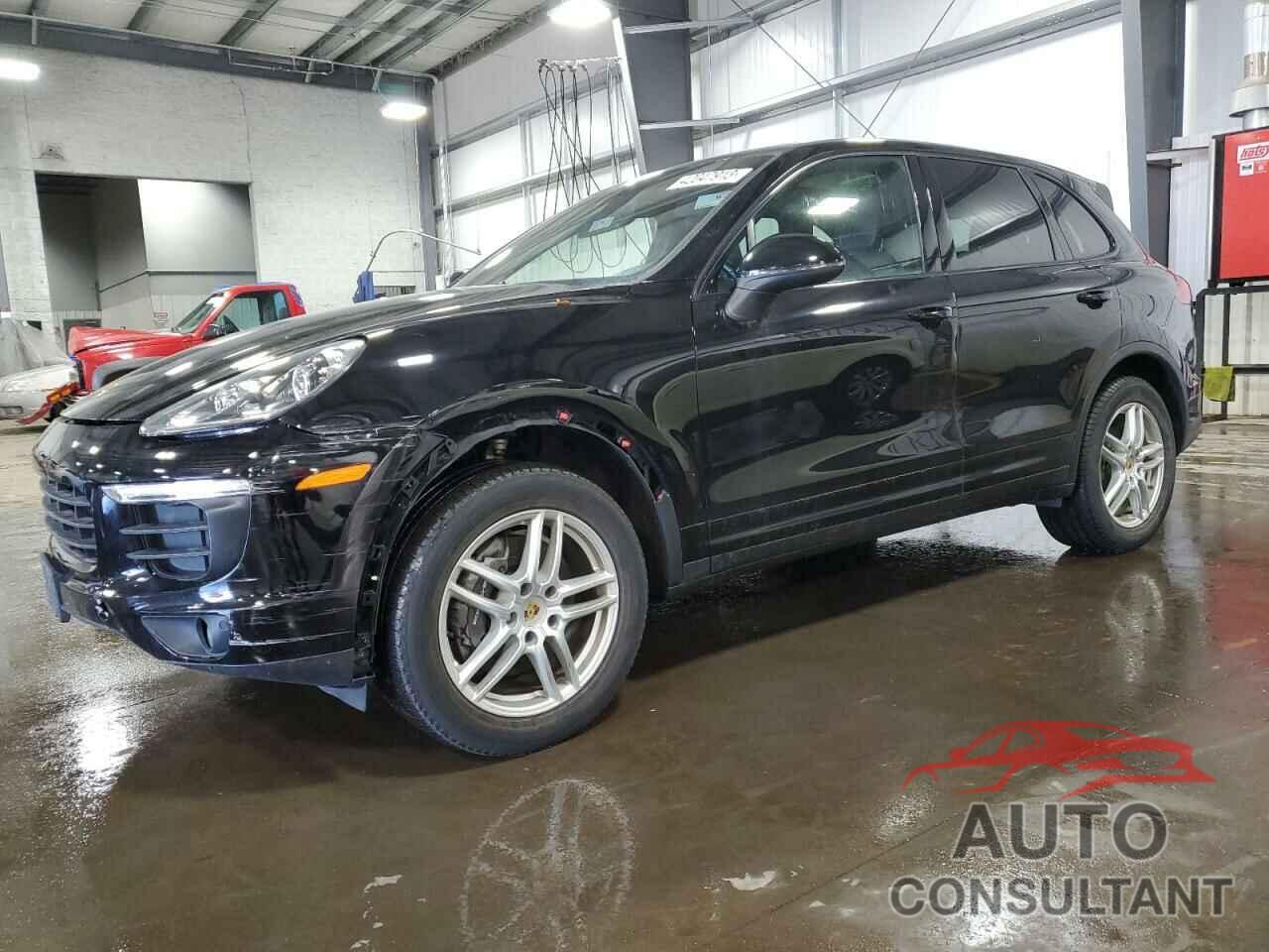 PORSCHE CAYENNE 2016 - WP1AA2A29GKA08673