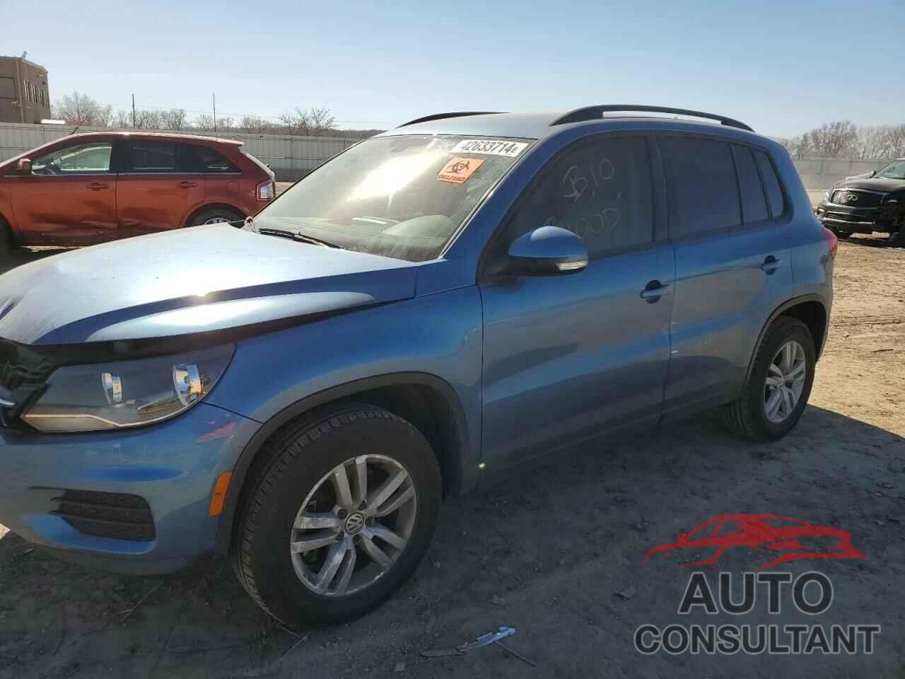 VOLKSWAGEN TIGUAN 2017 - WVGAV7AX3HK026999