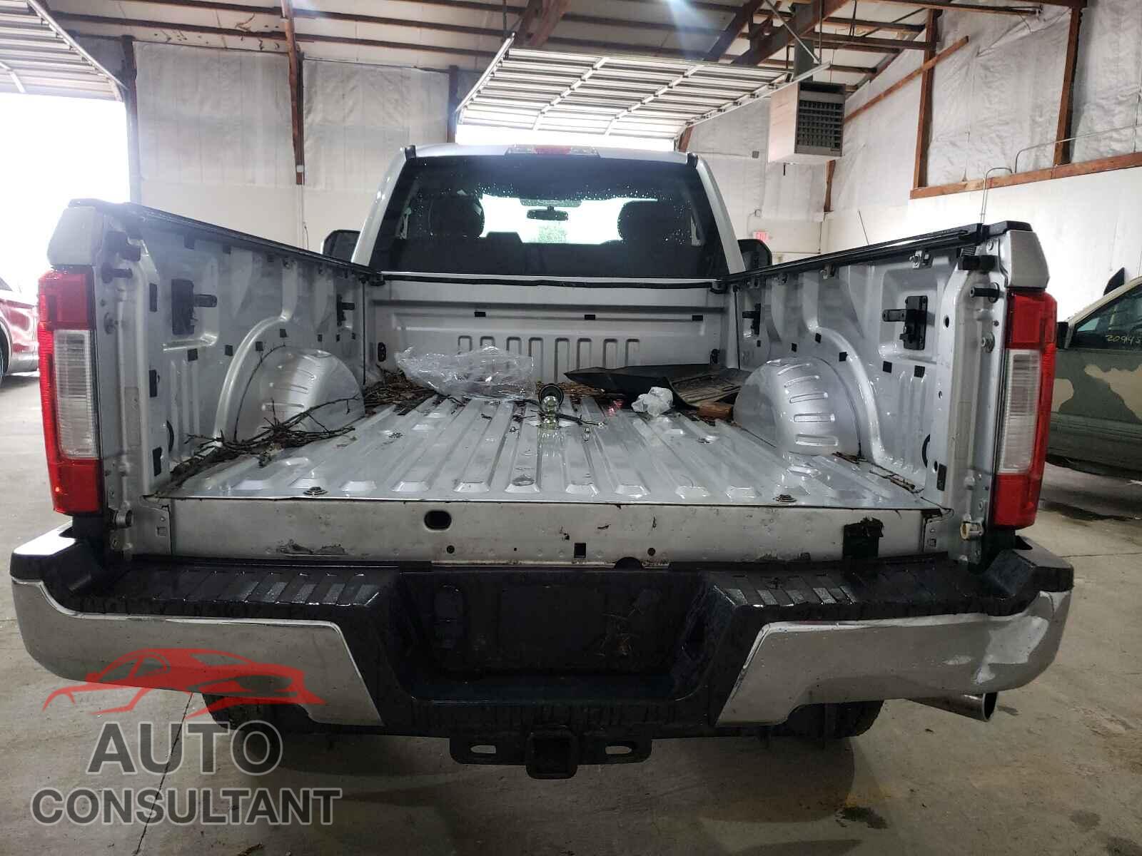 FORD F250 2017 - 1FTBF2B61HEC40144