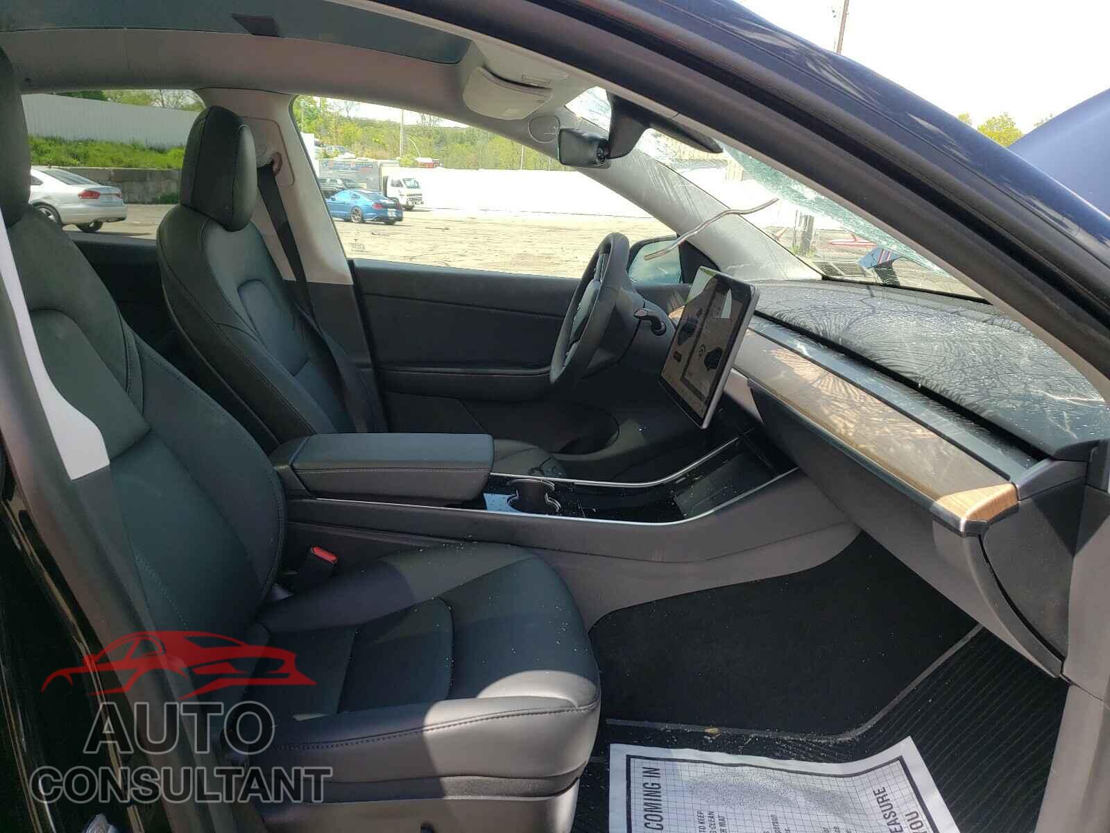 TESLA MODEL Y 2021 - 5YJYGDED9MF103782
