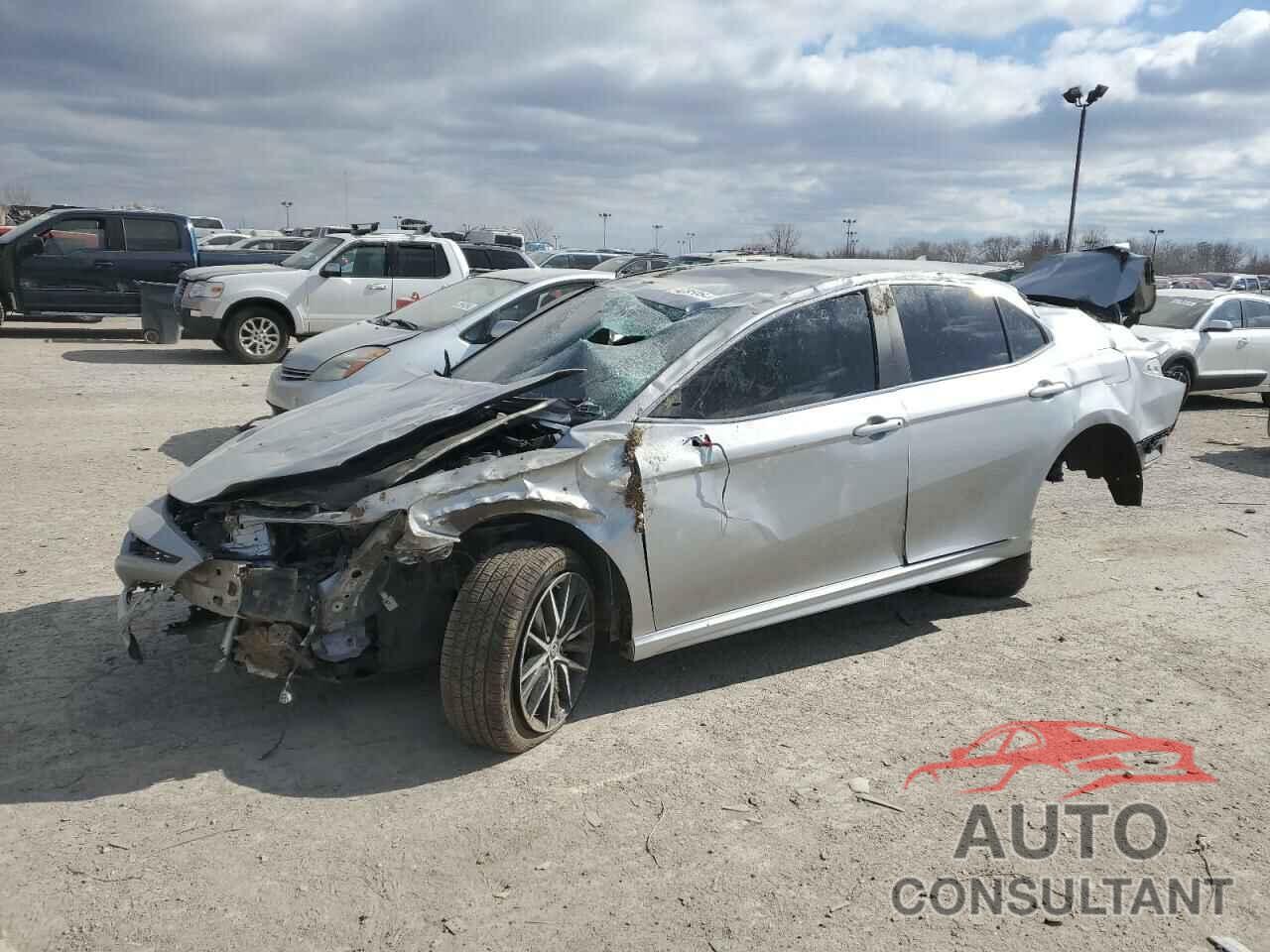 TOYOTA CAMRY 2021 - 4T1G11AK7MU557662