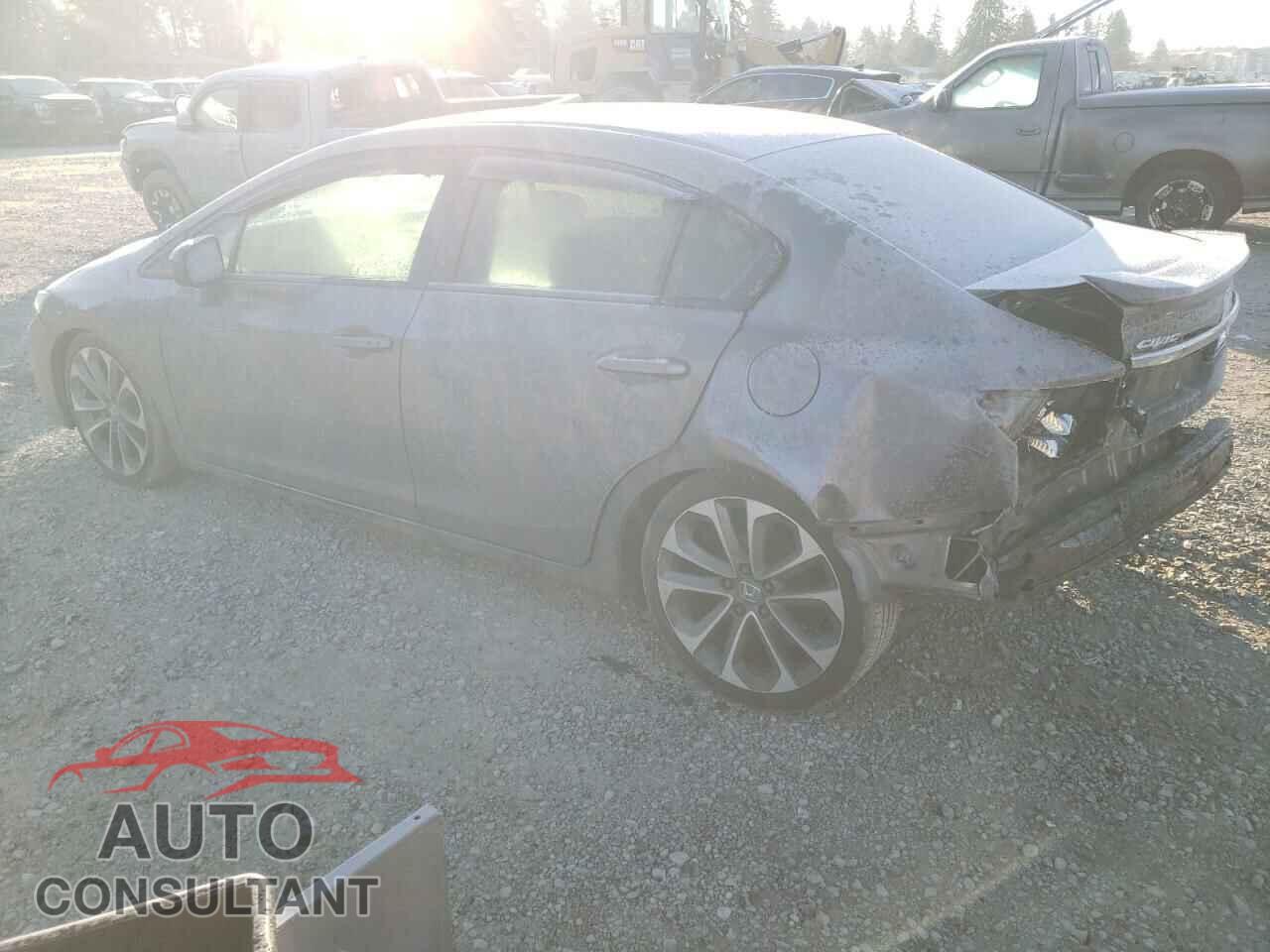 HONDA CIVIC 2015 - 2HGFB2F93FH518468