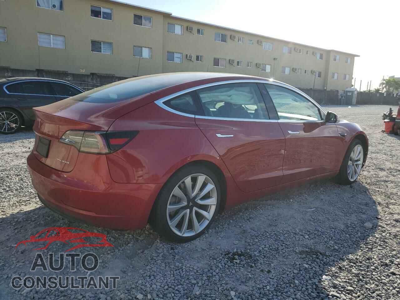 TESLA MODEL 3 2019 - 5YJ3E1EB8KF389649