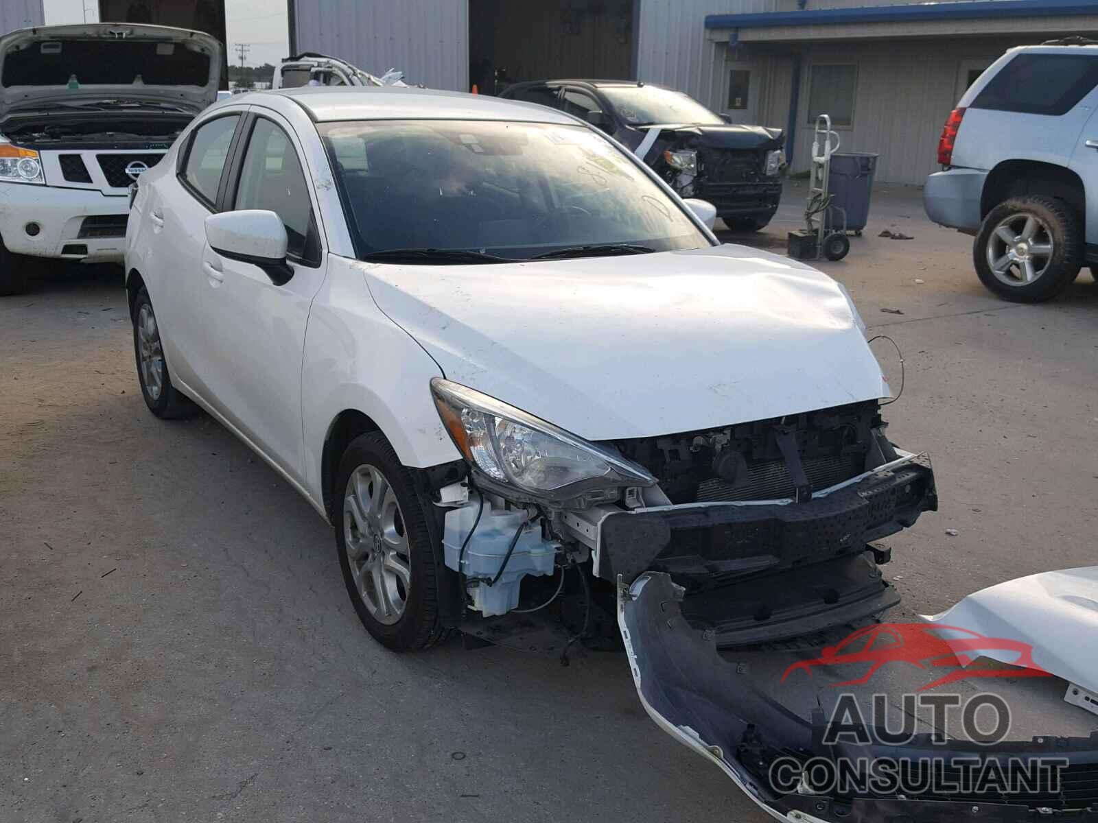 TOYOTA SCION 2016 - 3MYDLBZV6GY108692