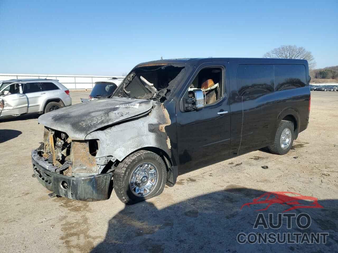 NISSAN NV 2017 - 5BZAF0AA2HN851659