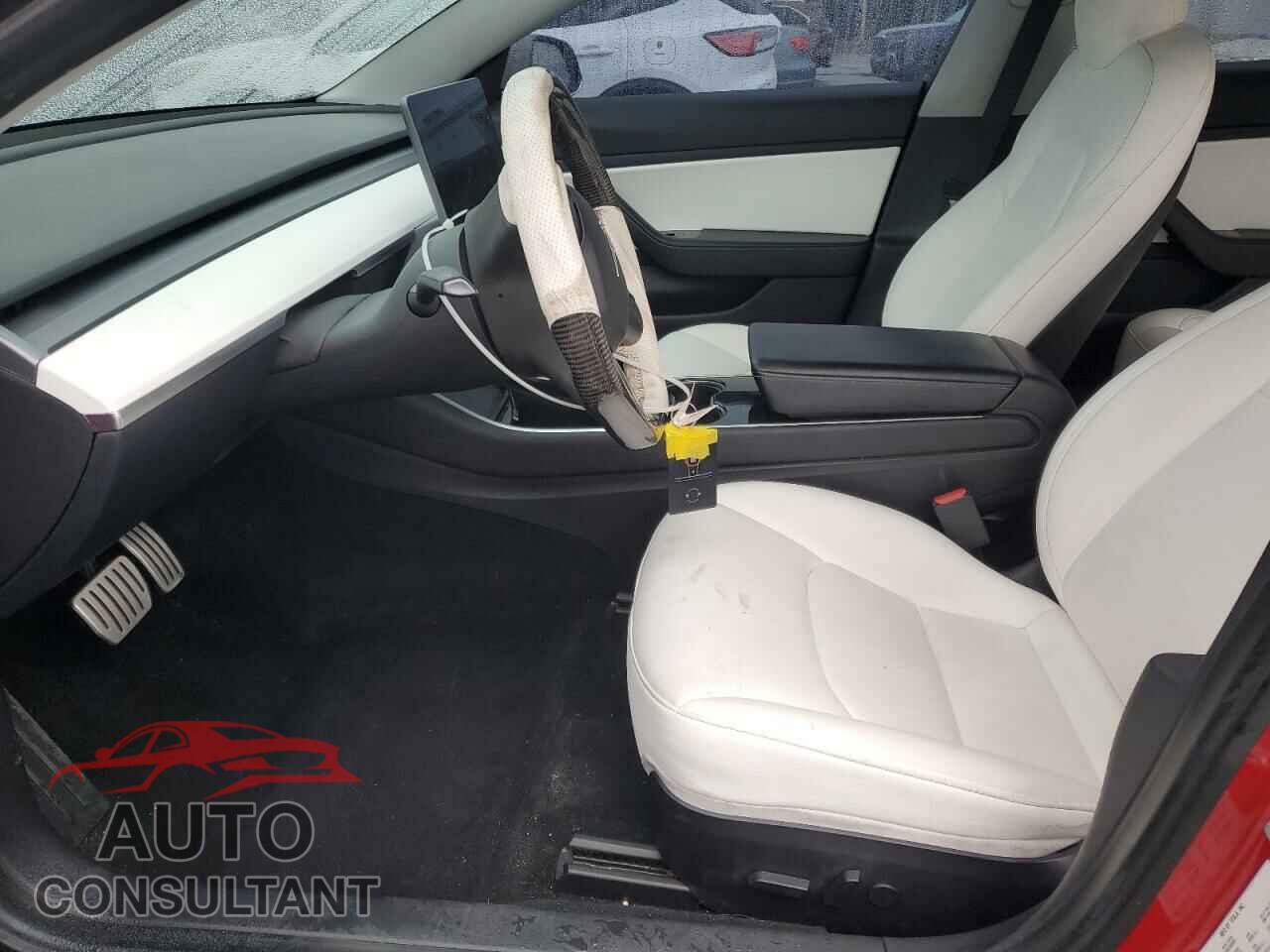 TESLA MODEL 3 2019 - 5YJ3E1EB8KF477603
