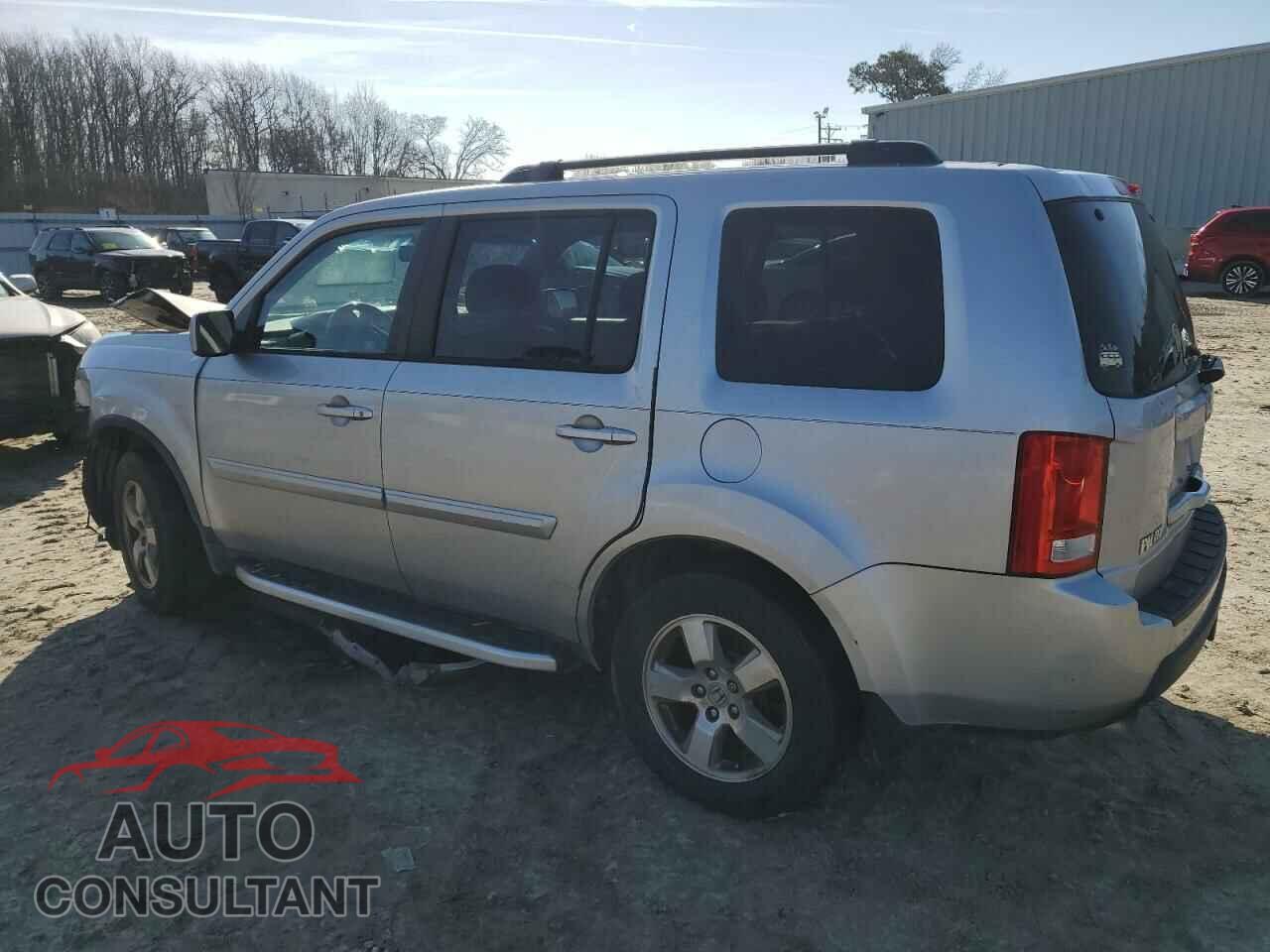 HONDA PILOT 2011 - 5FNYF4H54BB048601