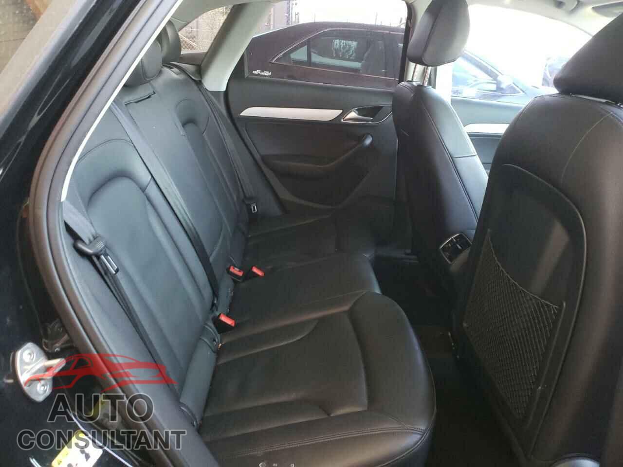 AUDI Q3 2017 - WA1ECCFS2HR007721