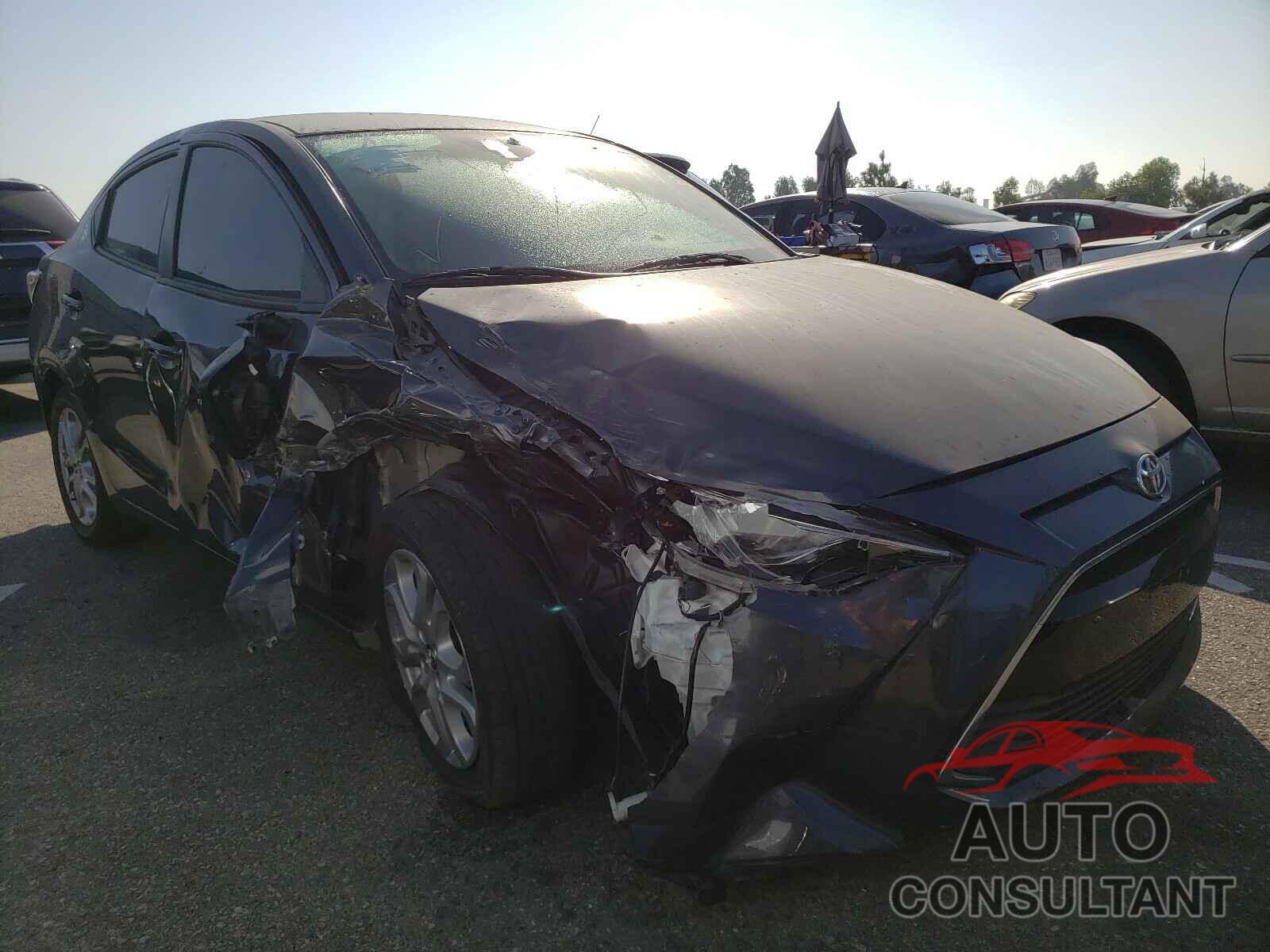 TOYOTA YARIS 2017 - 3MYDLBYV5HY169759