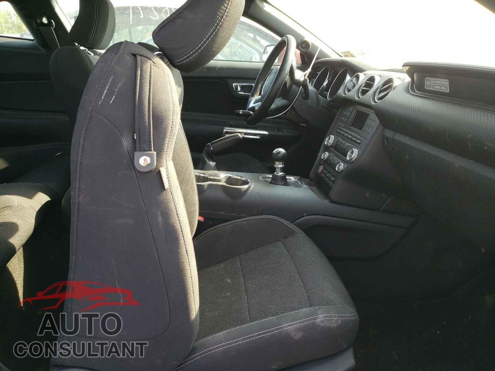 FORD MUSTANG 2017 - 1FA6P8AM1H5269859