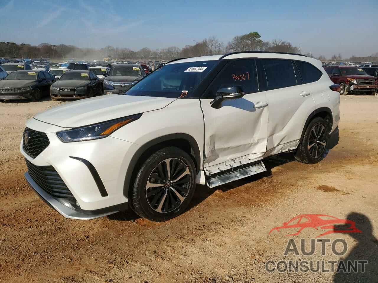 TOYOTA HIGHLANDER 2021 - 5TDJZRBH1MS110687