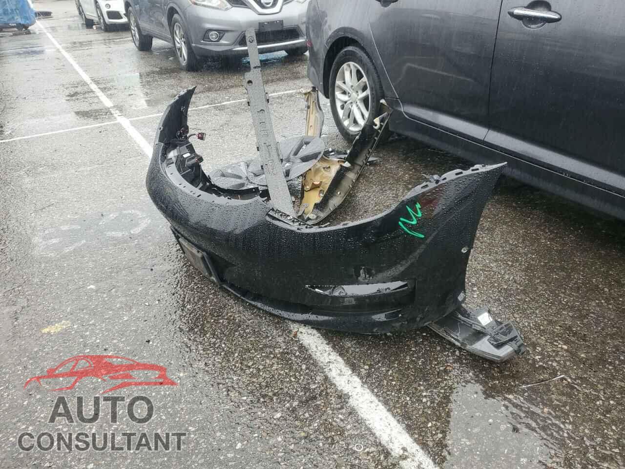 TESLA MODEL 3 2021 - 5YJ3E1EA1MF940627