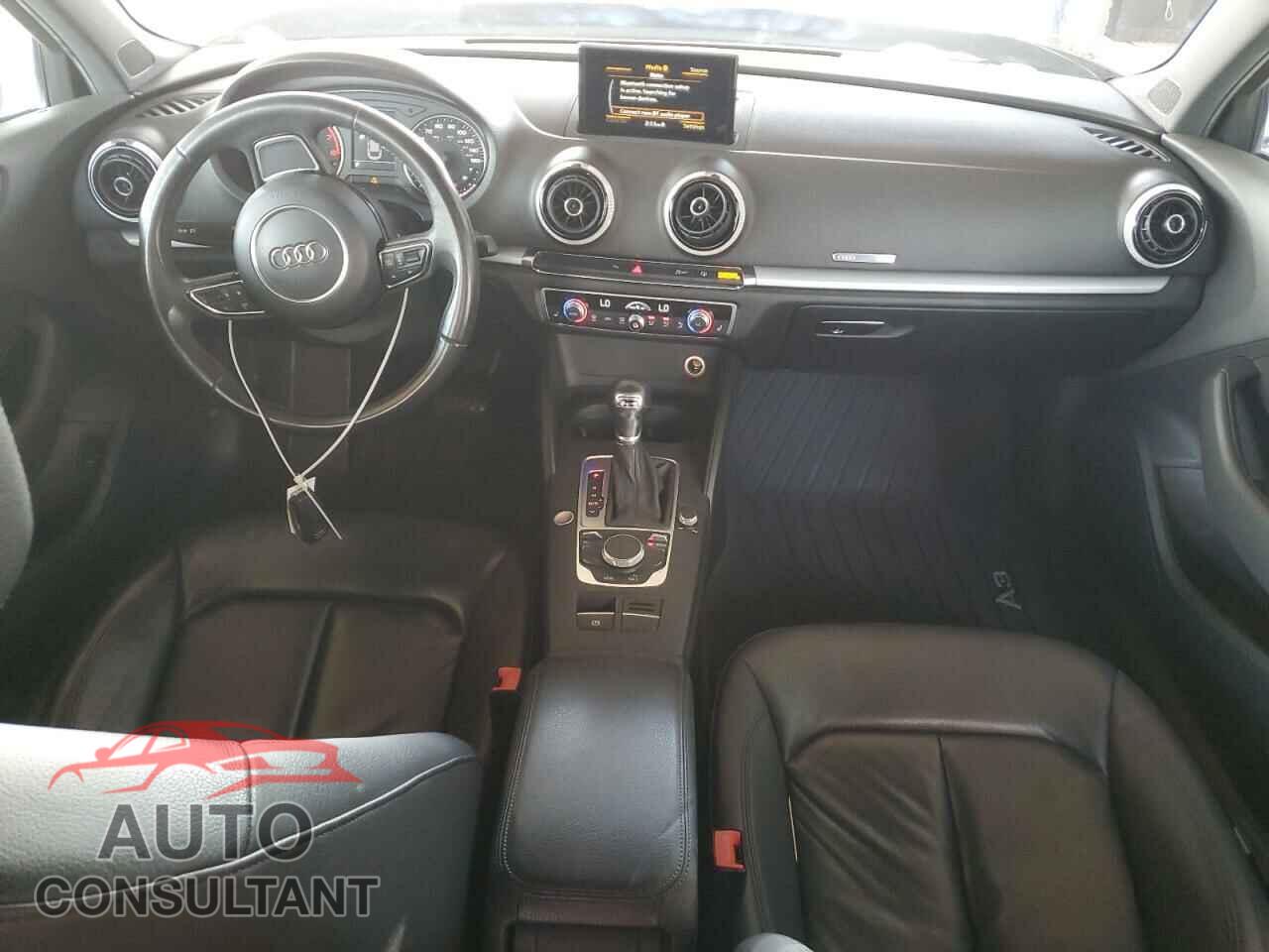 AUDI A3 2016 - WAUA7GFFXG1117106