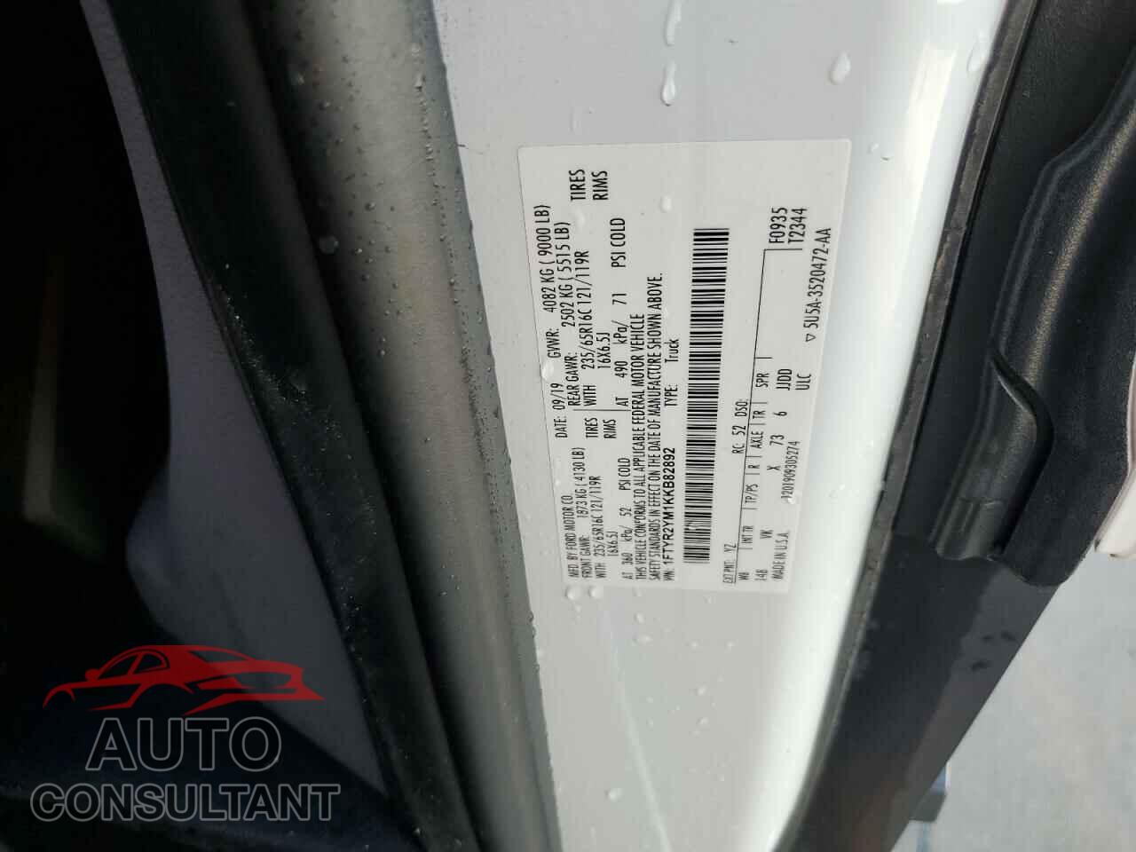 FORD TRANSIT 2019 - 1FTYR2YM1KKB82892