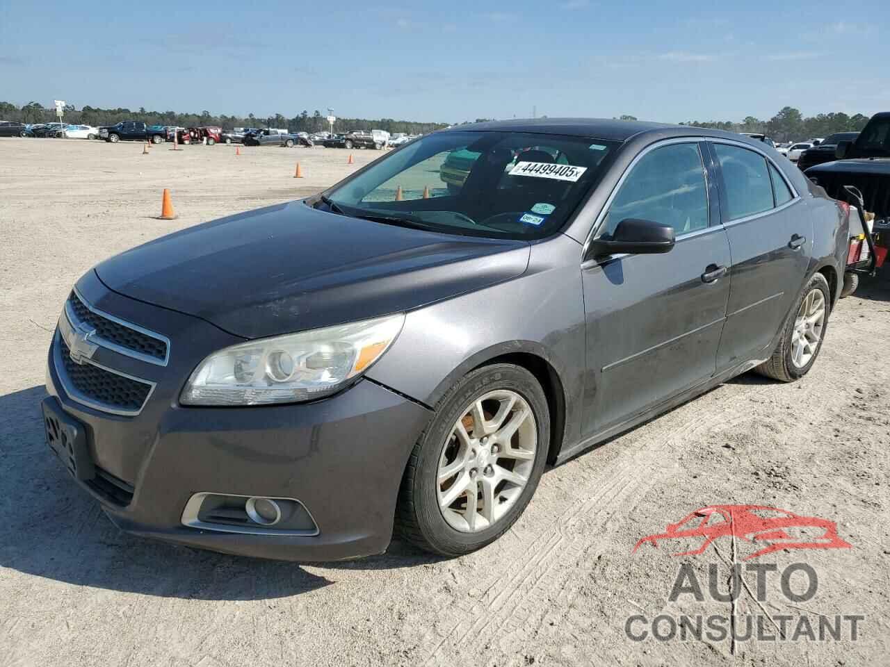 CHEVROLET MALIBU 2013 - 1G11F5RR2DF104034