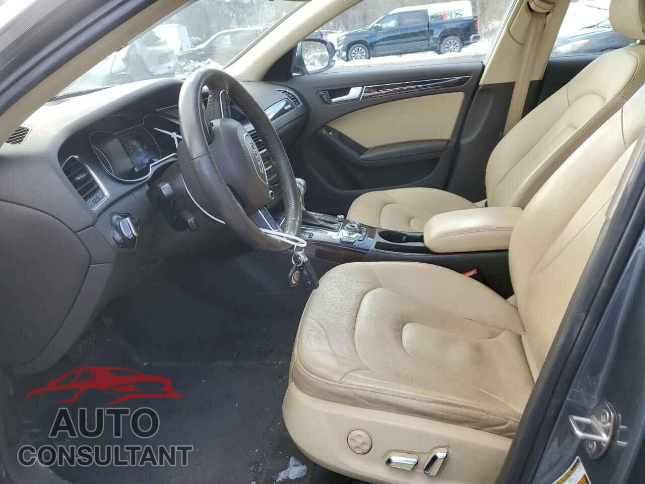 AUDI A4 2014 - WAUBFAFL6EA093636