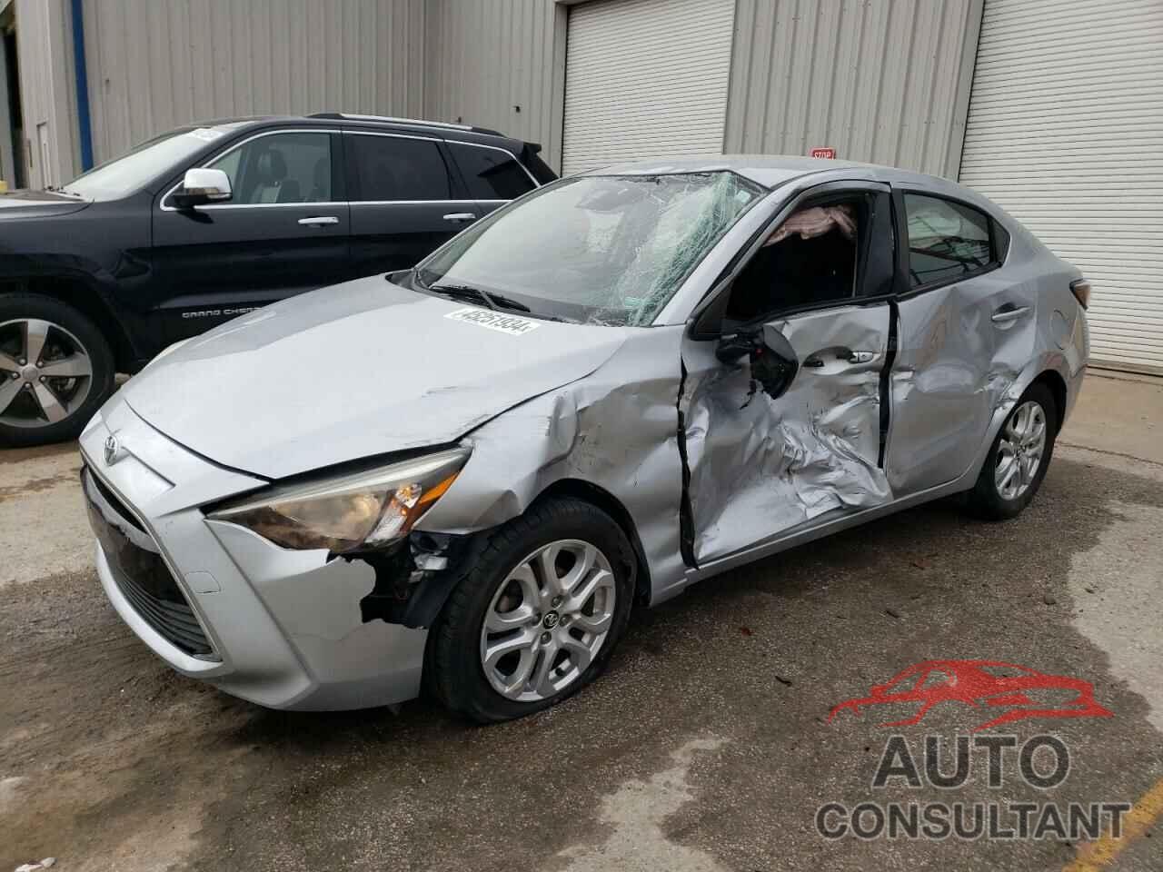 TOYOTA YARIS 2017 - 3MYDLBYV6HY190751