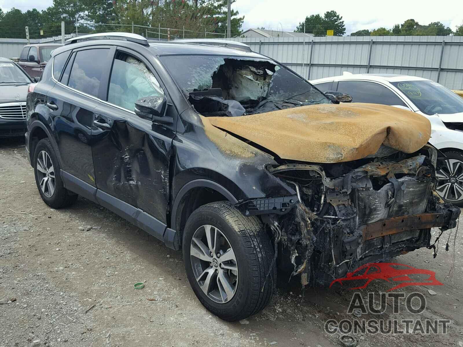 TOYOTA RAV4 XLE 2017 - 2T3WFREVXHW402388