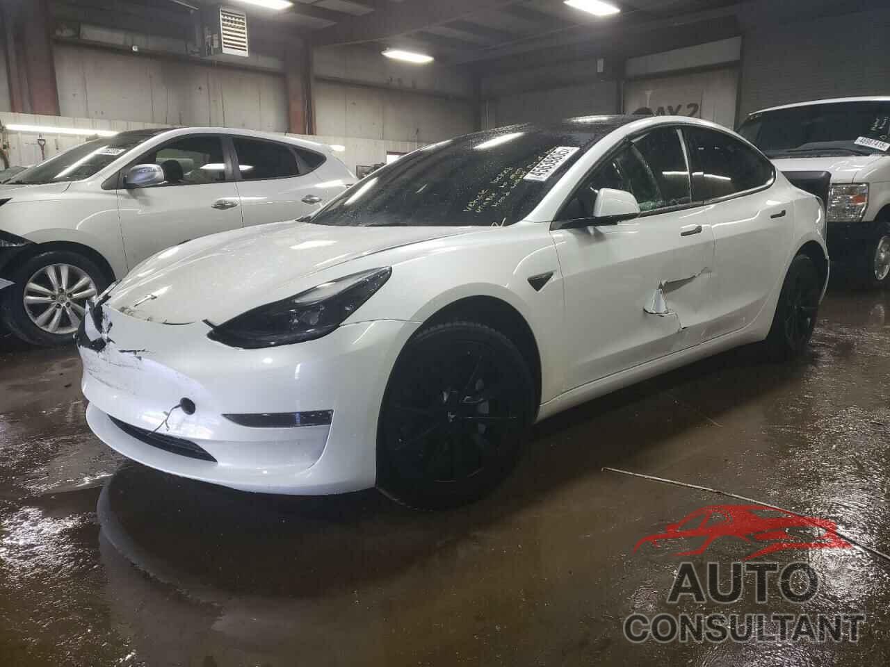 TESLA MODEL 3 2023 - 5YJ3E1EAXPF425369