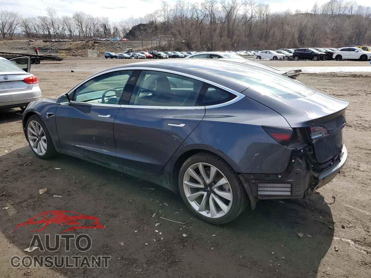 TESLA MODEL 3 2018 - 5YJ3E1EB4JF087273