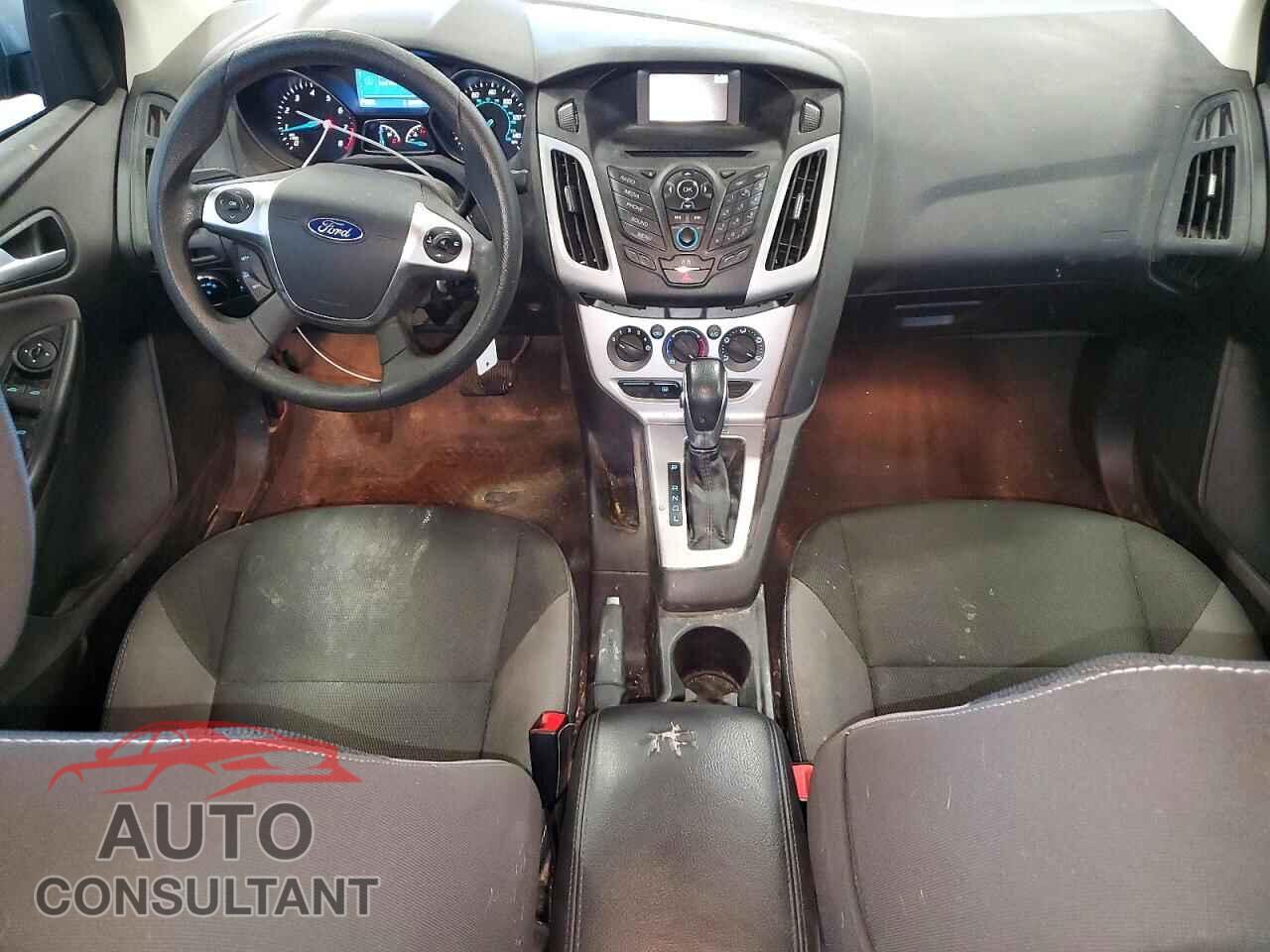 FORD FOCUS 2014 - 1FADP3F26EL452926