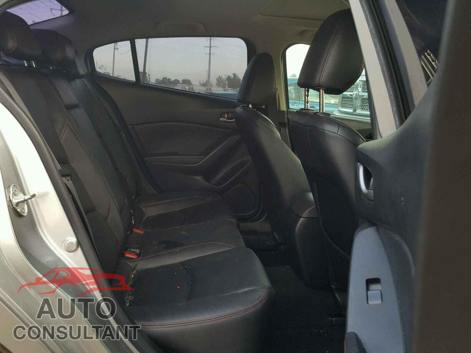 MAZDA 3 2015 - 3MZBM1W75FM225007