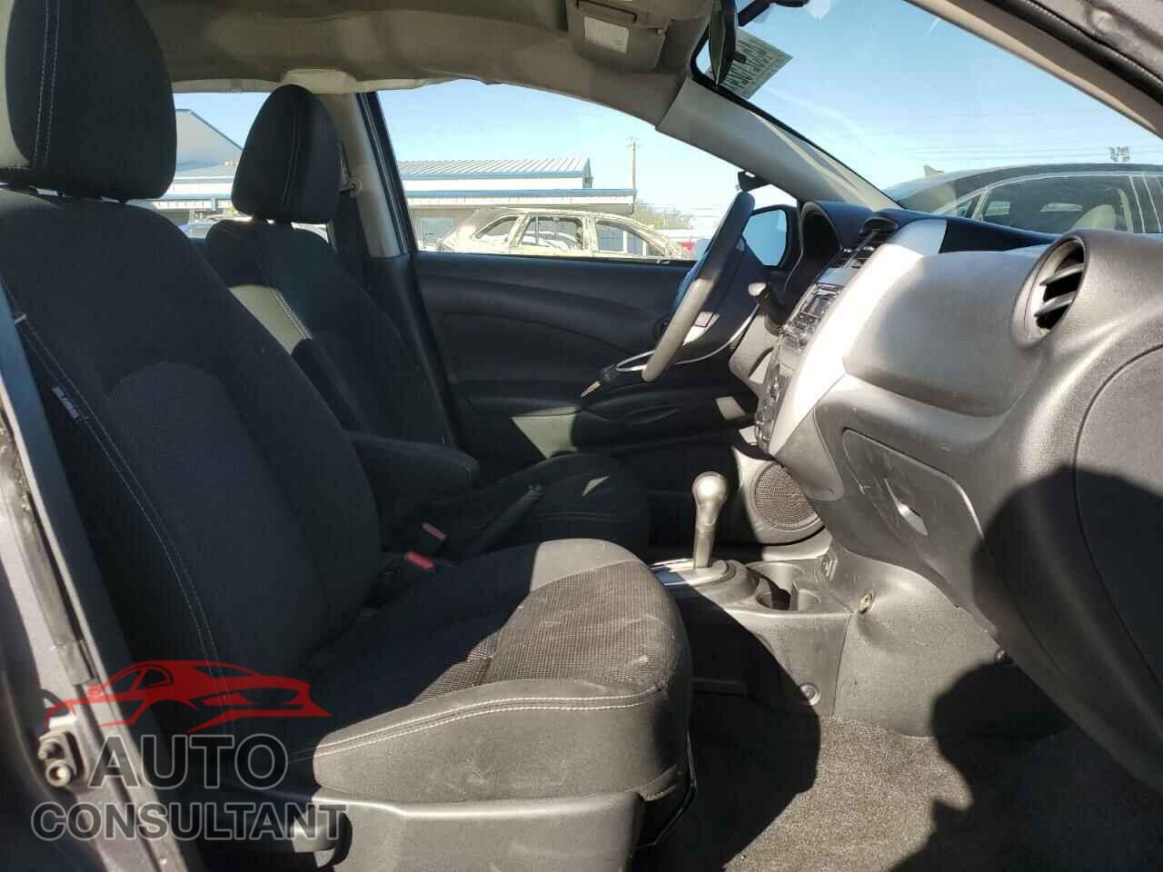 NISSAN VERSA 2017 - 3N1CN7AP6HL841602