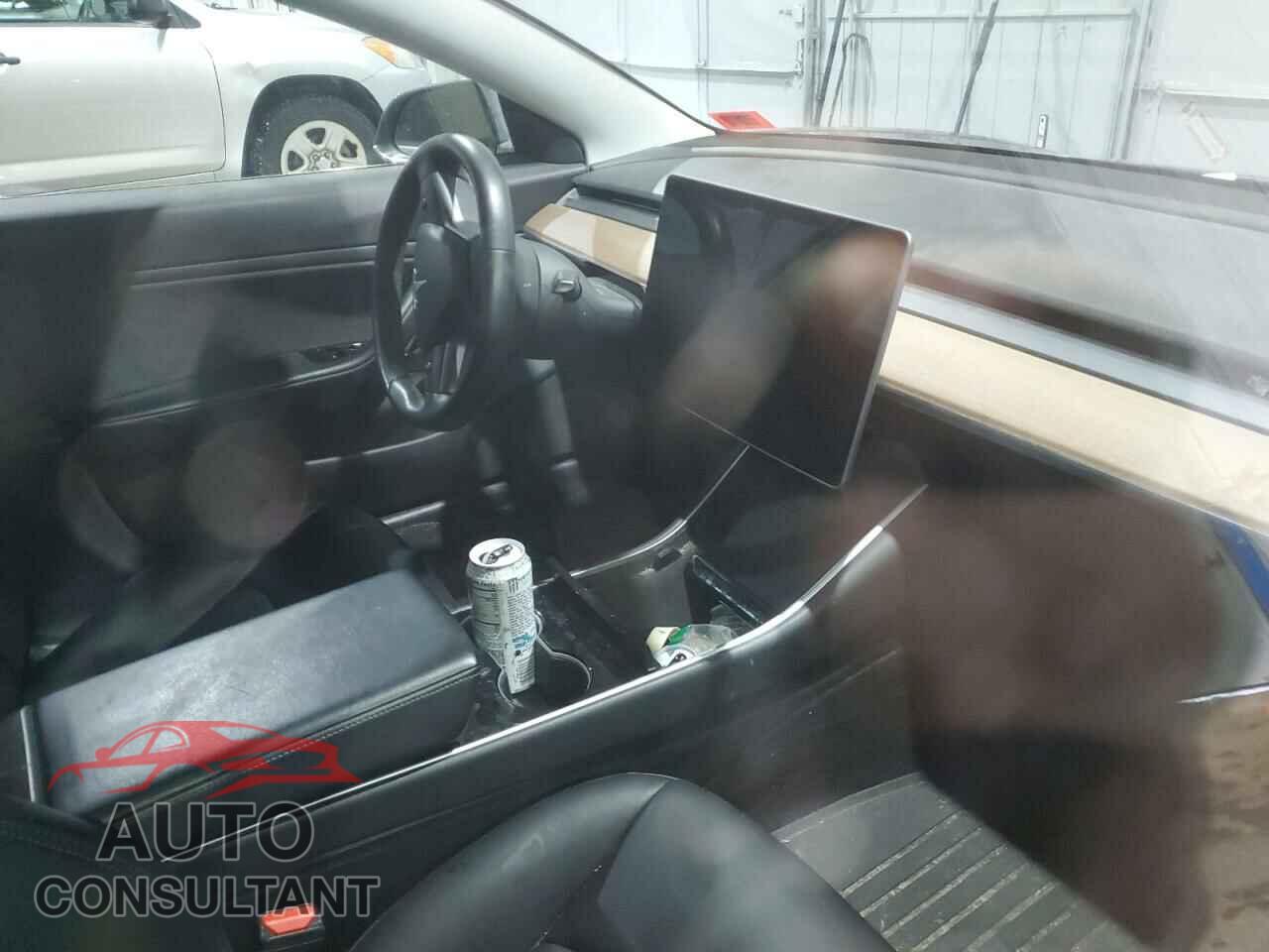 TESLA MODEL 3 2018 - 5YJ3E1EB2JF185296