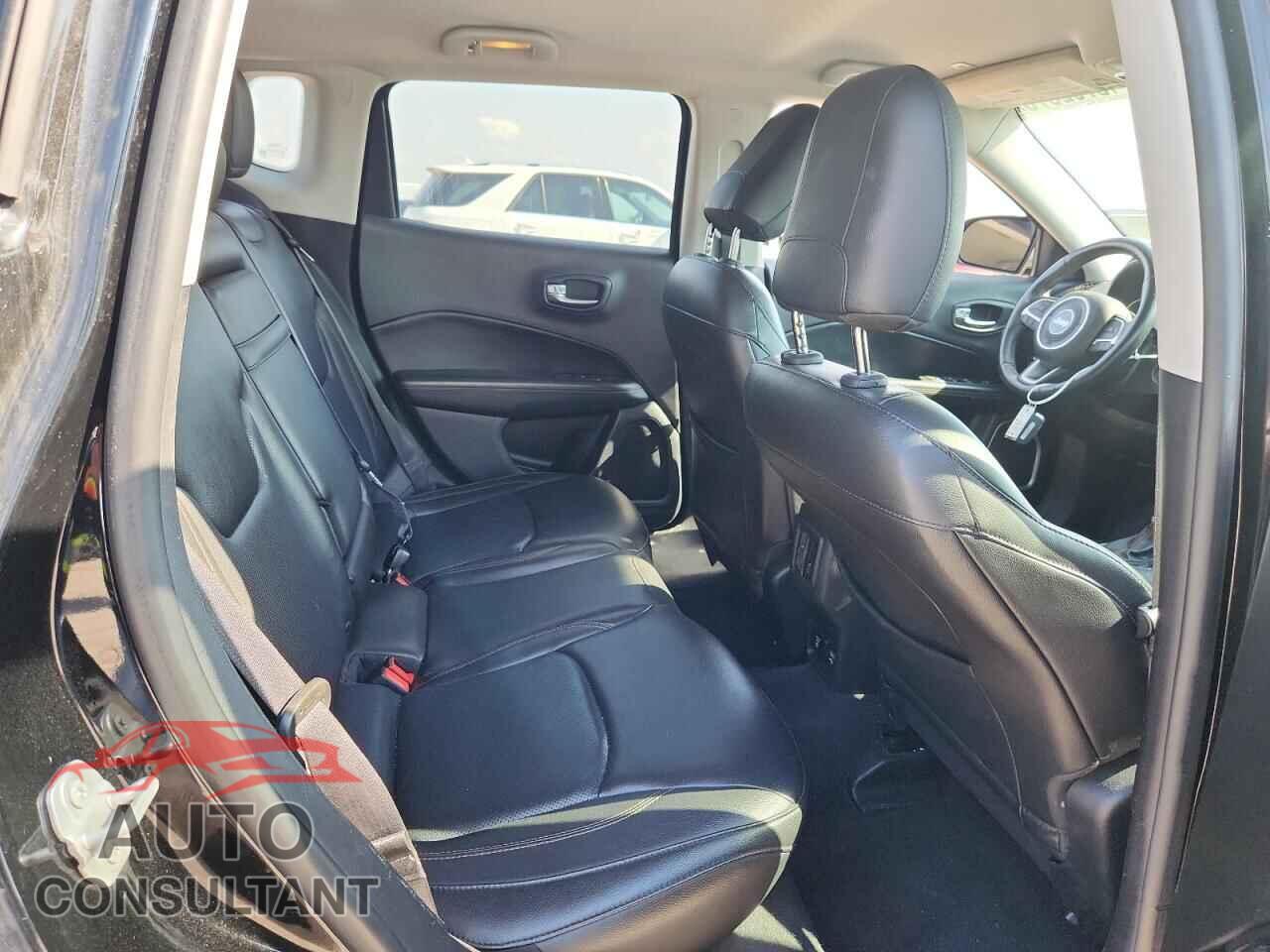 JEEP COMPASS 2018 - 3C4NJDCB6JT332732