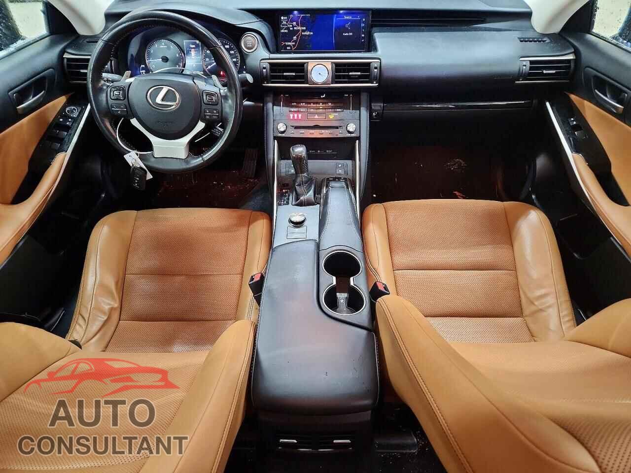 LEXUS IS 2017 - JTHCM1D28H5025857