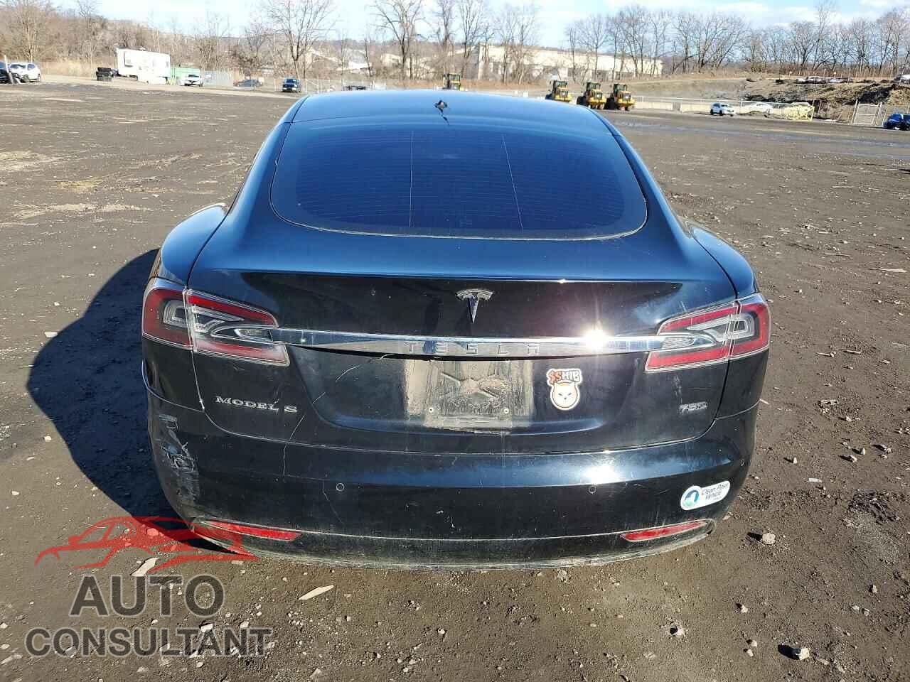 TESLA MODEL S 2018 - 5YJSA1E26JF266678