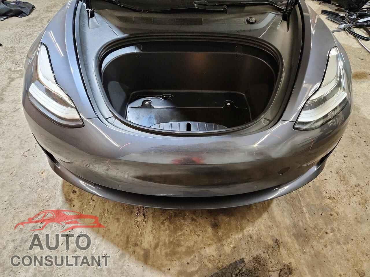 TESLA MODEL 3 2018 - 5YJ3E1EA2JF123615