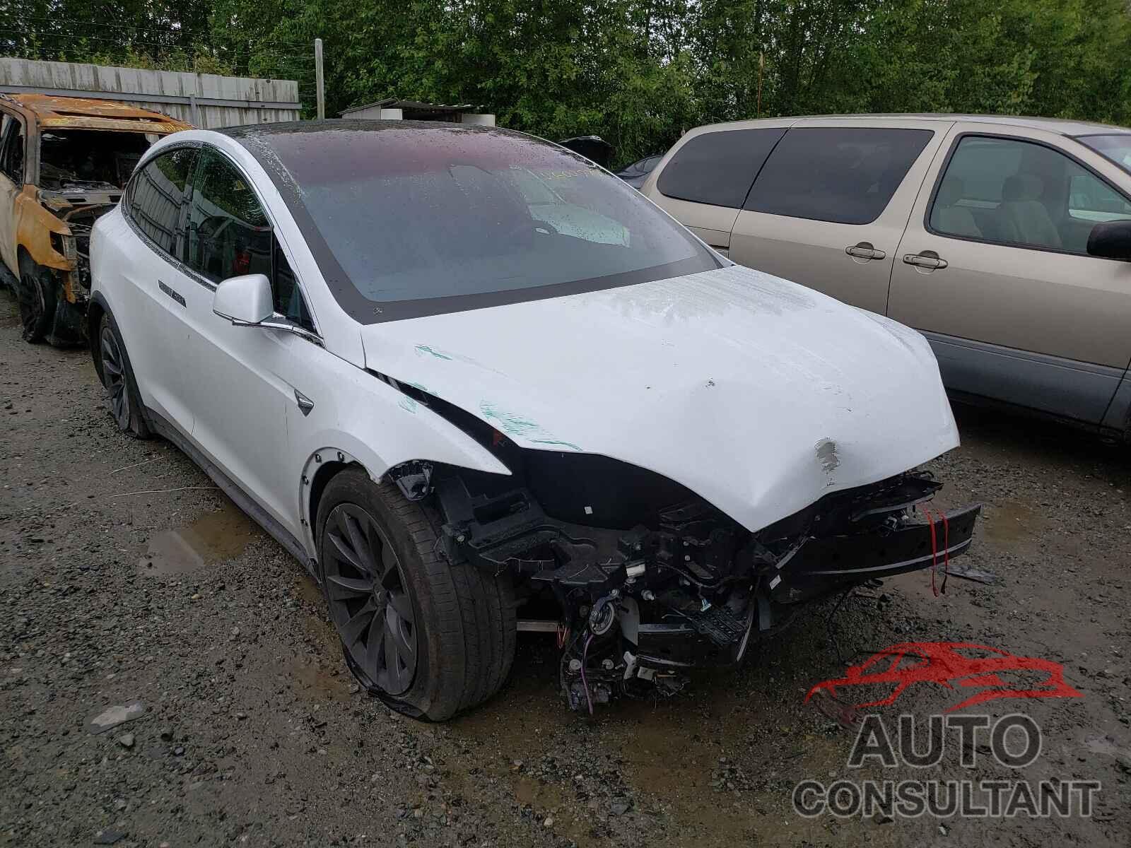 TESLA MODEL X 2018 - 5YJXCDE26JF117513