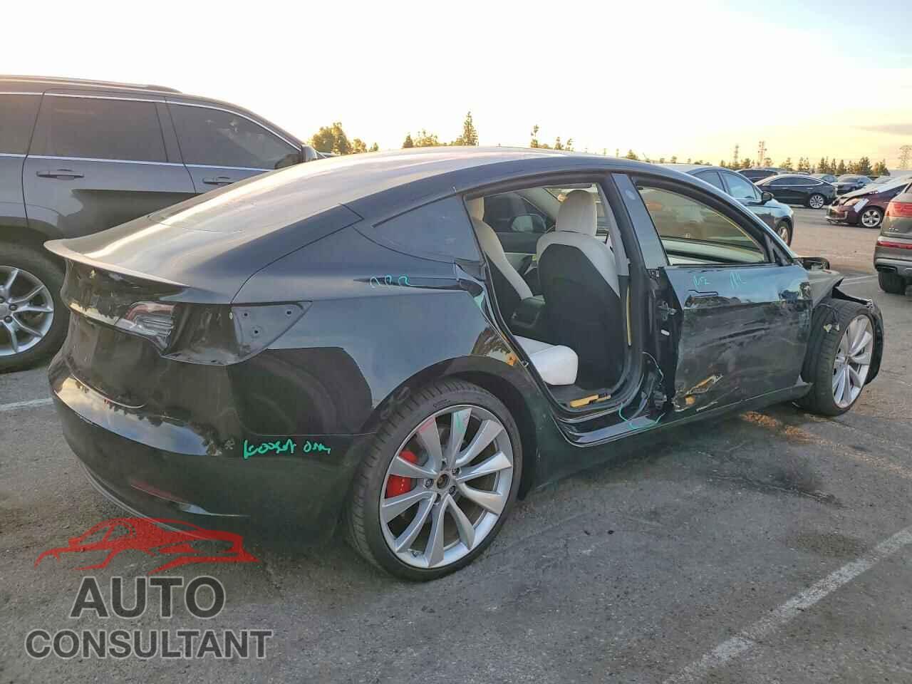TESLA MODEL 3 2018 - 5YJ3E1EB2JF183192