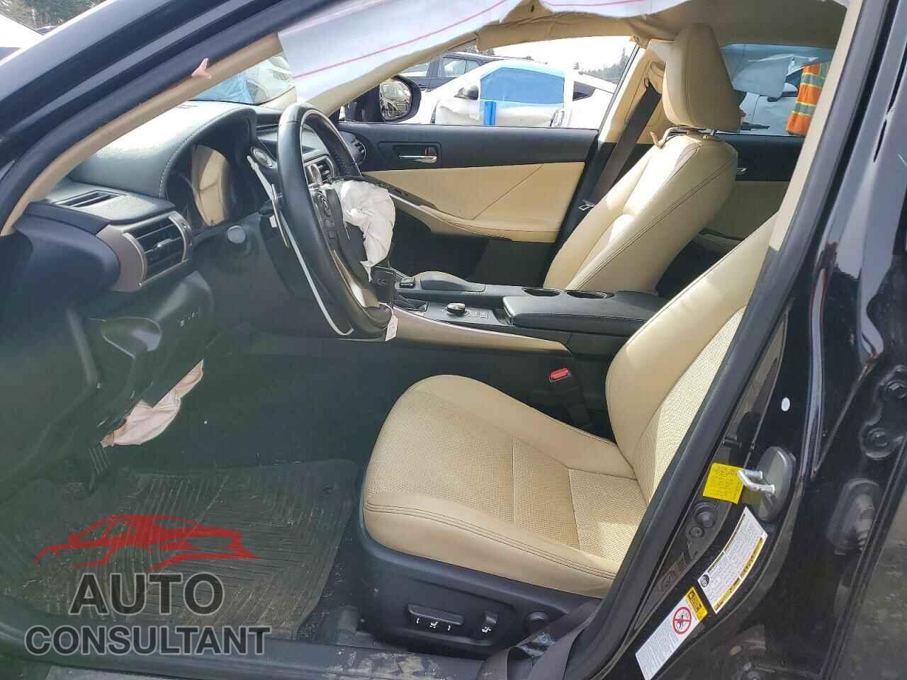 LEXUS IS 2016 - JTHBA1D23G5028023