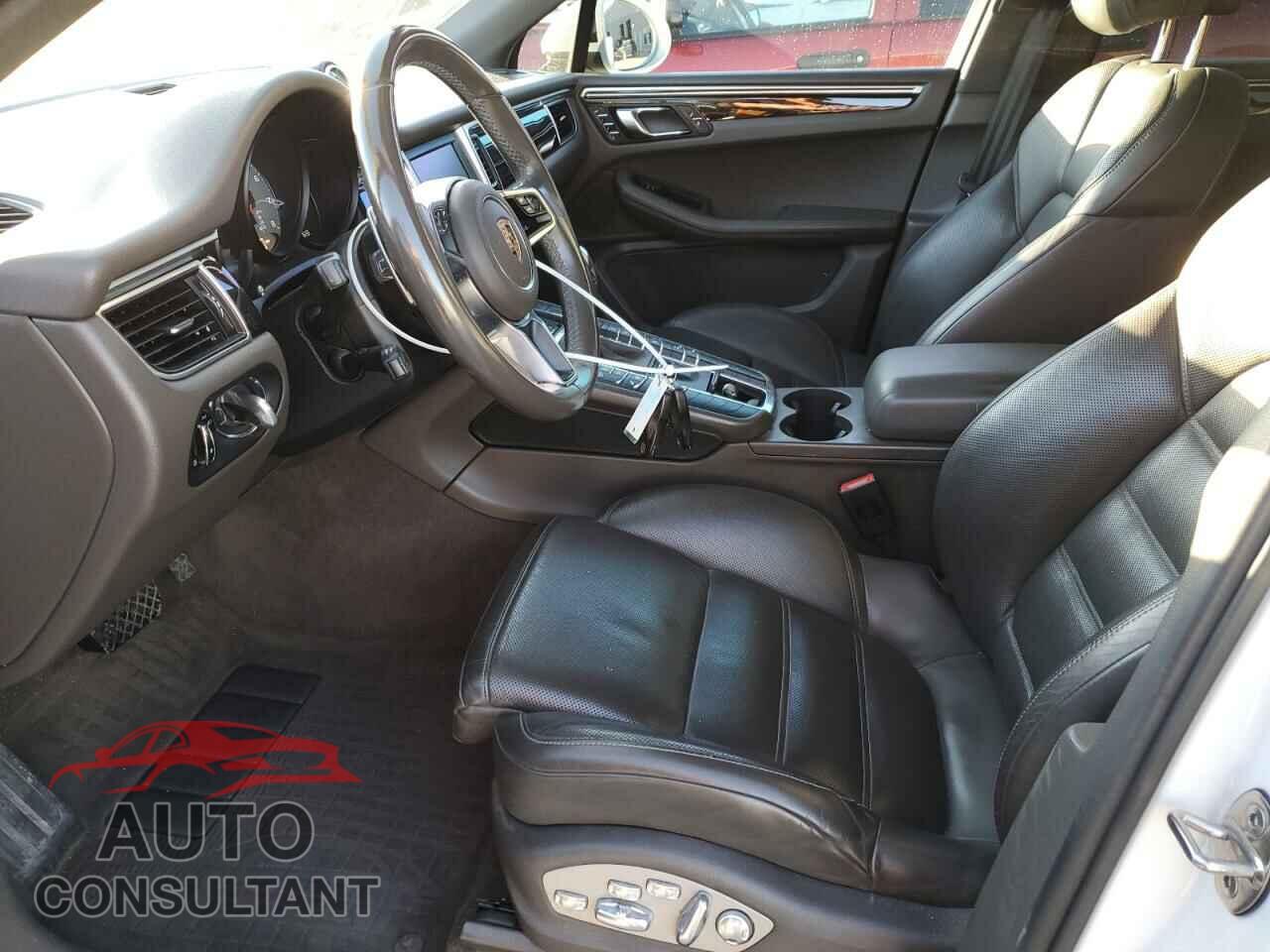 PORSCHE MACAN 2016 - WP1AB2A55GLB51010