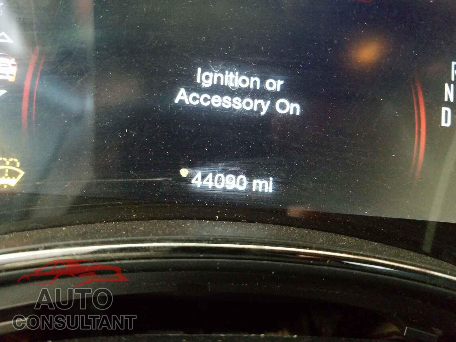 DODGE DURANGO 2018 - 1C4RDJDG5JC496552