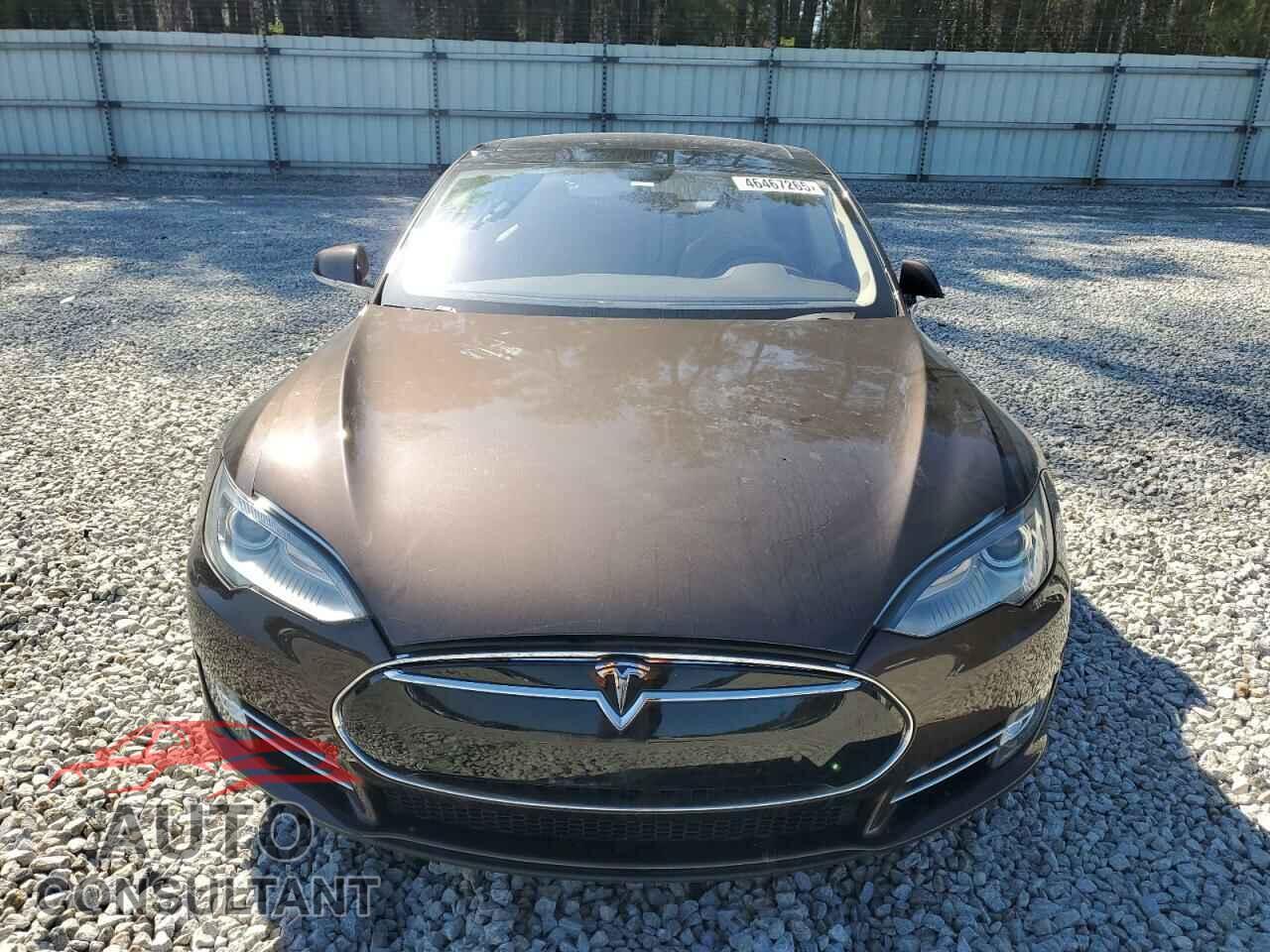 TESLA MODEL S 2013 - 5YJSA1CN9DFP24795