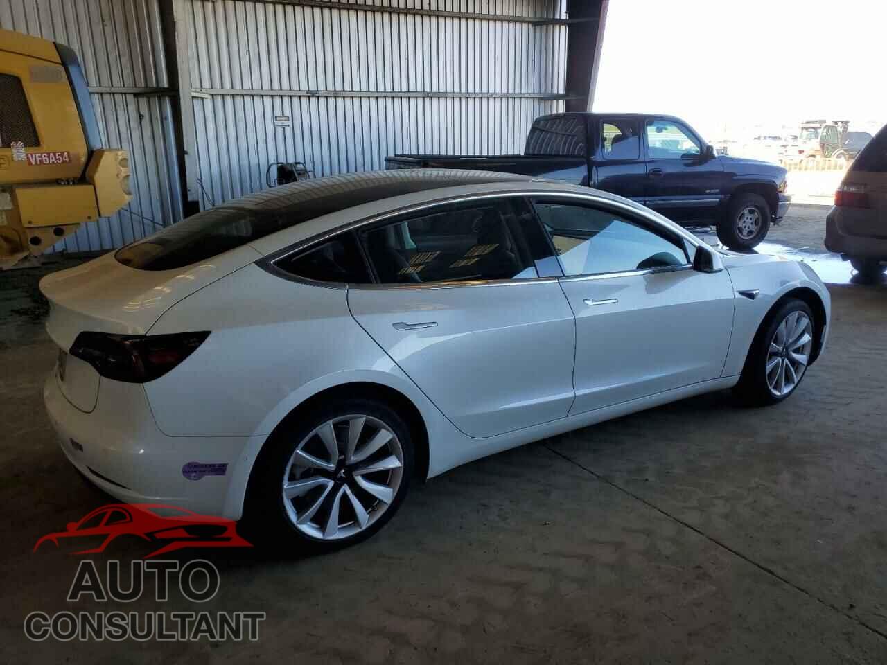 TESLA MODEL 3 2018 - 5YJ3E1EA6JF164751