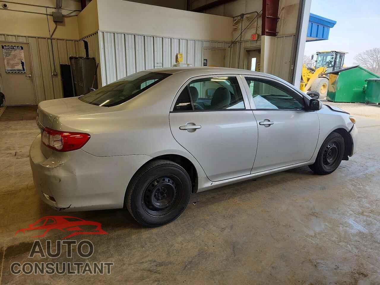 TOYOTA COROLLA 2013 - 5YFBU4EEXDP123230