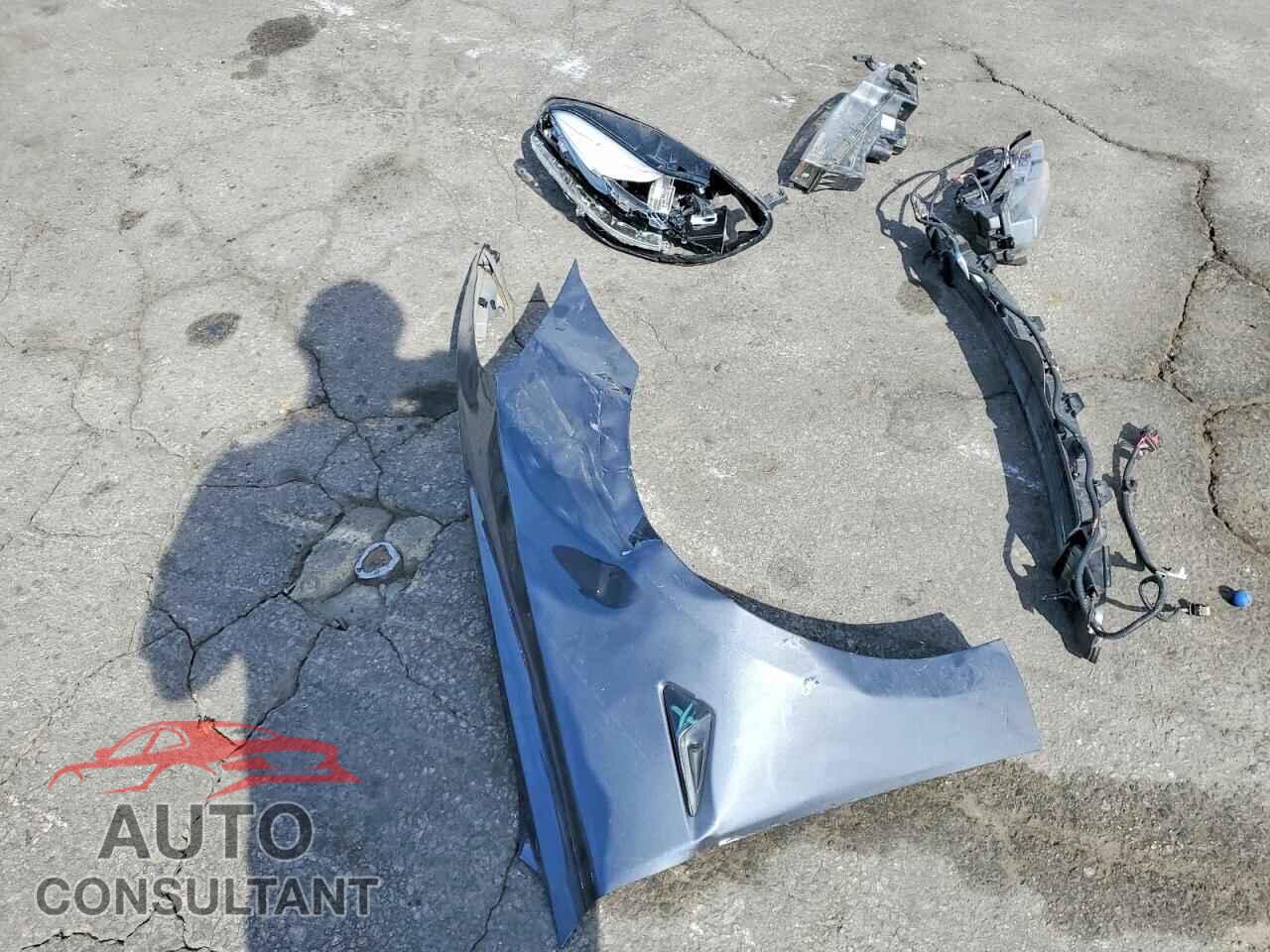 TESLA MODEL 3 2023 - 5YJ3E1EA1PF654779